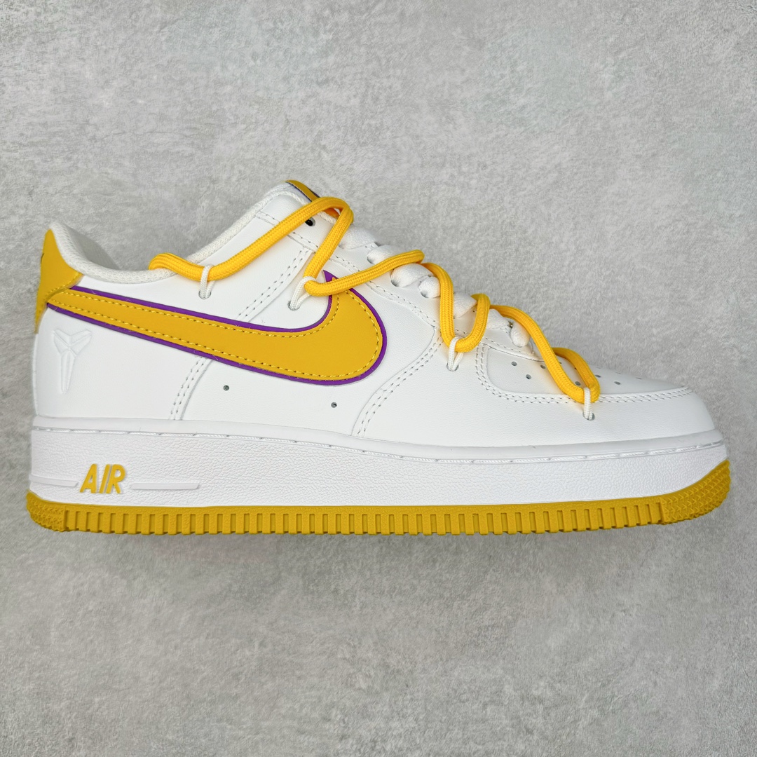 NK Air Force 1´07 Low 空军一号低帮百搭休闲运动板鞋 ZH0316-050 柔软、弹性十足的缓震性能和出色的中底设计 横跨复古与现代的外型结合 造就出风靡全球 三十多年的Force 1 直到今天还深受青睐 尺码：36 36.5 37.5 38 38.5 39 40 40.5 41 42 42.5 43 44 44.5 45-选品中心