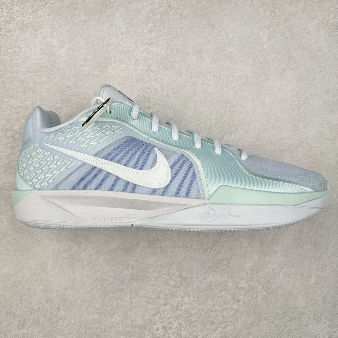 ＃Max/灭世 NK Sabrina 2 萨布丽娜二代签名减震防滑低帮篮球鞋 灰蓝白 FZ1517-002 革新登场🌪🔝颠覆革新出货‼️缓震配置独家革新！实战属性直接拉满👊🏻实战天花板上限再度提升！实战亲测-性能体验吊打国产同价位鞋款 ⚫️前掌扇形zoom➕增配中足抗扭片➕增配后掌马蹄ZOOM气垫（正品仅配置前掌扇形zoom） 完美解决 正品抗扭不足问题 ⚫️采用科比5代鞋楦以及龙骨数据打造！前后落差仅6mm！小科5实至名归！ ⚫️鞋身➕鞋头增配高频补强层，提升鞋头以及脚踝支撑性 ⚫️鞋垫采用高弹缓震垫材质-磨合一场直接贴合脚型☑️ ⚫️外底加厚2mm，升级止滑配方，磨合一次，抓地原地起飞 后卫旗舰有且只在灭世纯原（支持市场任意货品正面PK） 真材实料，肉眼可见！革新升级绝非空穴来风！灭世纯原内外兼修，用态度诠释最强实战货品👊🏻 尺码：39-46（尺码建议：标准亚洲楦 无需大半码）-选品中心