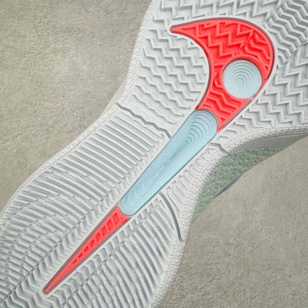 图片[20]-＃Max/灭世 NK Sabrina 2 萨布丽娜二代签名减震防滑低帮篮球鞋 灰蓝白 FZ1517-002 革新登场🌪🔝颠覆革新出货‼️缓震配置独家革新！实战属性直接拉满👊🏻实战天花板上限再度提升！实战亲测-性能体验吊打国产同价位鞋款 ⚫️前掌扇形zoom➕增配中足抗扭片➕增配后掌马蹄ZOOM气垫（正品仅配置前掌扇形zoom） 完美解决 正品抗扭不足问题 ⚫️采用科比5代鞋楦以及龙骨数据打造！前后落差仅6mm！小科5实至名归！ ⚫️鞋身➕鞋头增配高频补强层，提升鞋头以及脚踝支撑性 ⚫️鞋垫采用高弹缓震垫材质-磨合一场直接贴合脚型☑️ ⚫️外底加厚2mm，升级止滑配方，磨合一次，抓地原地起飞 后卫旗舰有且只在灭世纯原（支持市场任意货品正面PK） 真材实料，肉眼可见！革新升级绝非空穴来风！灭世纯原内外兼修，用态度诠释最强实战货品👊🏻 尺码：39-46（尺码建议：标准亚洲楦 无需大半码）-选品中心