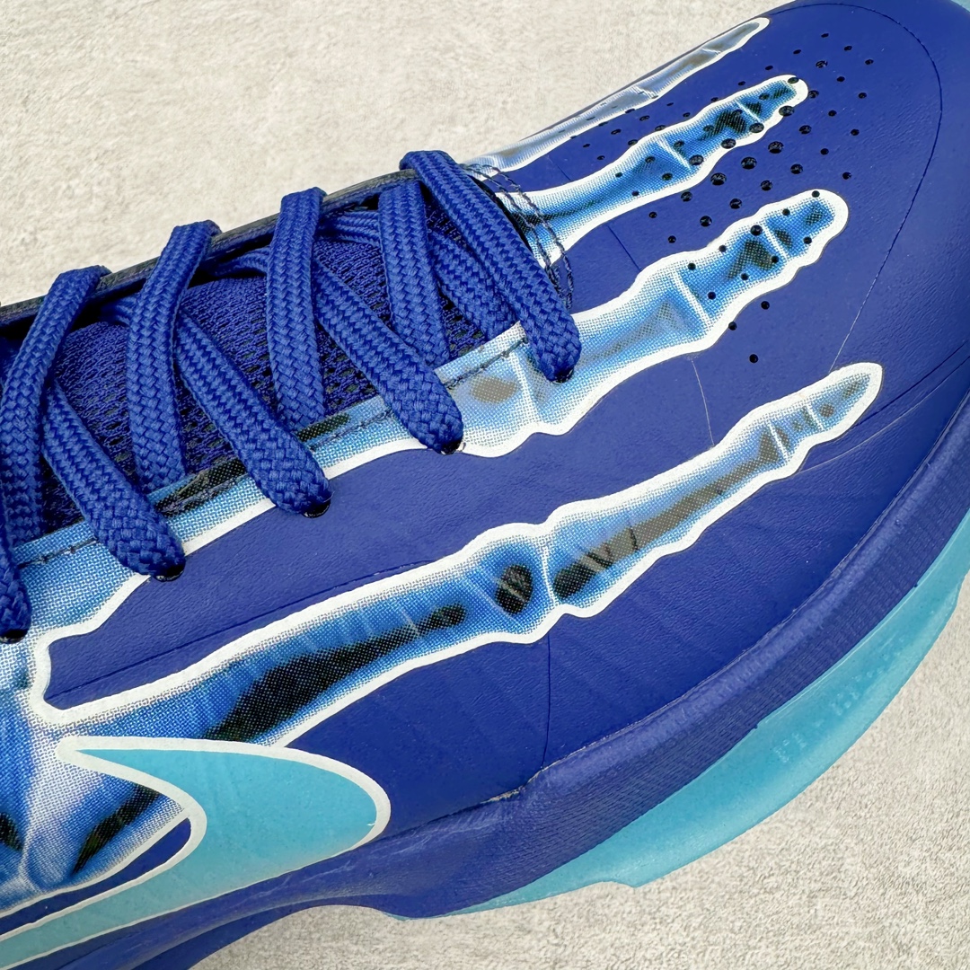 图片[19]-＃H12纯原 NK Zoom Kobe ZK5 科比5代 X-Ray 蓝色骨骼 HJ4303-400 完美复刻公司货 前掌超大Zoom Turbo气垫 后掌EVA缓震 真正的原汁原味 还原ZP脚感 全身鞋材卡料色独家定制 唯一正确喷漆工艺Swoosh 正确凹凸蛇鳞工艺 正确鞋面渐变效果 内全置真动飞态线 独立原厂模具 最大尺码达到49.5码 首批不拼图大几率过验 亲测已过 支持各种高强度实战 无需担心 上脚价 补货周期极长 脚宽建议买大半码 科比系列前掌偏窄 不影响二次销售 支持七天无理由退换 尺码：41 42 42.5 43 44 44.5 45 45.5 46 47.5 48.5 49.5-选品中心