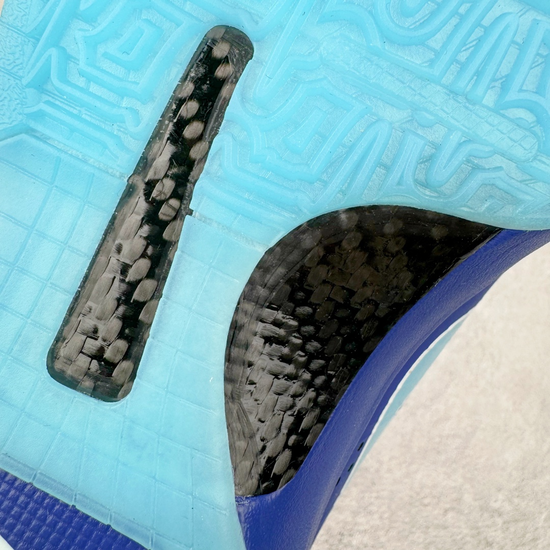 图片[23]-＃H12纯原 NK Zoom Kobe ZK5 科比5代 X-Ray 蓝色骨骼 HJ4303-400 完美复刻公司货 前掌超大Zoom Turbo气垫 后掌EVA缓震 真正的原汁原味 还原ZP脚感 全身鞋材卡料色独家定制 唯一正确喷漆工艺Swoosh 正确凹凸蛇鳞工艺 正确鞋面渐变效果 内全置真动飞态线 独立原厂模具 最大尺码达到49.5码 首批不拼图大几率过验 亲测已过 支持各种高强度实战 无需担心 上脚价 补货周期极长 脚宽建议买大半码 科比系列前掌偏窄 不影响二次销售 支持七天无理由退换 尺码：41 42 42.5 43 44 44.5 45 45.5 46 47.5 48.5 49.5-选品中心