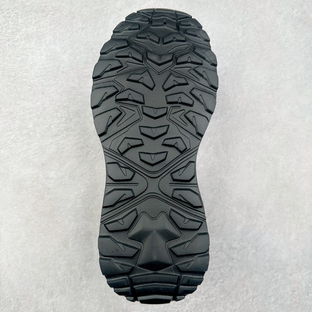 图片[9]-ECCO爱步2024年新款户外鞋防水透气越野跑鞋 健步踪迹系列 鞋面设有GORE-TEX防水薄膜 给你贴心防水保护 防水透气 直接注塑工艺连接鞋面与鞋底 一体成型 合脚稳固 BIOM自然律动科技鞋楦 符合人体工学 长效缓震带来裸足体验 橡胶大底 结合橡胶凸起鞋钉设计 适应多种地形 提供强劲抓地力与耐磨性 稳定支撑 越野无束 尺码：39 40 41 42 43 44（正常码）-选品中心