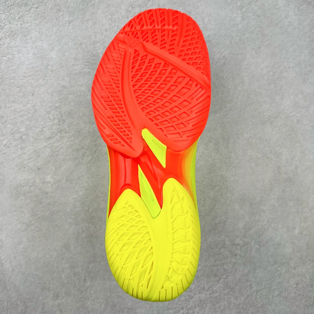 图片[9]-Asics SKY ELITE FF MT3 TOKYO 亚瑟士减震助弹防滑排球鞋 脚后跟搭载后跟稳定 将启动时的横向力化解成纵向力 帮助运动员起跳 中底采用了FLYTEFOAM和FLYTEFOAM PROPEL中底 增加了中底的厚度 提供了更加良好的缓震和回弹性 鞋底的RISETRUSS稳定片 提供稳定的同时可以提高脚步的灵活度 鞋面采用网眼和PU薄膜结合 兼具了鞋款的轻量性和透气性 DYNAWRAP结构 提供良好的包裹性 使脚部更加稳固 FLYTEFOAM PROPEL中底科技 兼顾轻量性和回弹性 让球员起跳后的落地更加柔软舒适 网眼鞋面 穿着舒适 提供良好的透气性 延伸至前掌的RISETRUSS科技 增加推进效果 提供良好的稳定性 NON MAEKING无痕橡胶设计 减少对木地板的损伤 尺码：36 37 37.5 38 39 39.5 40.5 41.5 42 42.5 43.5 44 44.5 45-选品中心