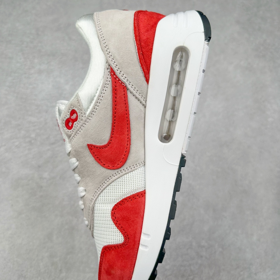 图片[7]-＃特价福利 NK Air Max 1 初代复古气垫慢跑鞋 Dq3989-100 由Tinker Hatfeld和Mark Parker在1987年设计 灵感来自于巴黎蓬皮杜中心 在参观了蓬皮杜中心之后提出了Air Max的标志性开窗可视气垫的理念 并将其实际开发成功 是NK史上第一双可视气垫跑鞋 凭借着Air Max气垫带来的舒适脚感和鞋面面料上的不断精进才使得Air Max 1在现如今都是复古慢跑鞋的首选 深厚的历史渊源 独特的流线形设计 极为复古的外观使得它深受鞋迷的喜爱 尺码：36 36.5 37.5 38 38.5 39 40 40.5 41 42 42.5 43 44 44.5 45-选品中心