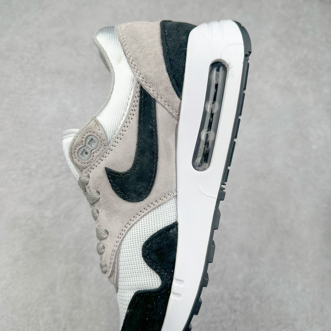 图片[7]-＃特价福利 NK Air Max 1 初代复古气垫慢跑鞋 FJ8314-002 由Tinker Hatfeld和Mark Parker在1987年设计 灵感来自于巴黎蓬皮杜中心 在参观了蓬皮杜中心之后提出了Air Max的标志性开窗可视气垫的理念 并将其实际开发成功 是NK史上第一双可视气垫跑鞋 凭借着Air Max气垫带来的舒适脚感和鞋面面料上的不断精进才使得Air Max 1在现如今都是复古慢跑鞋的首选 深厚的历史渊源 独特的流线形设计 极为复古的外观使得它深受鞋迷的喜爱 尺码：36 36.5 37.5 38 38.5 39 40 40.5 41 42 42.5 43 44 44.5 45-选品中心