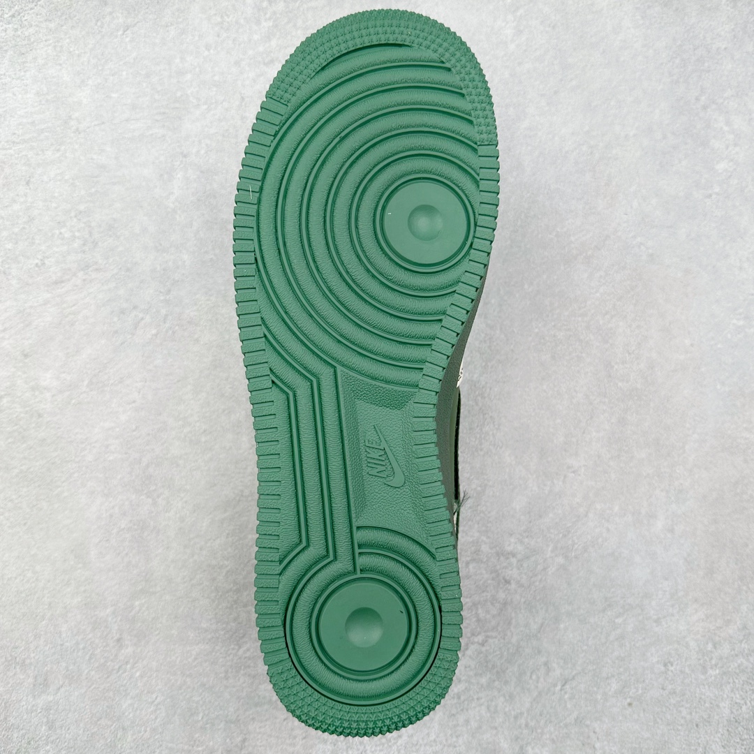 图片[9]-NK Air Force 1´07 Low 空军一号低帮百搭休闲运动板鞋 KK1988-029 柔软、弹性十足的缓震性能和出色的中底设计 横跨复古与现代的外型结合 造就出风靡全球 三十多年的Force 1 直到今天还深受青睐 尺码：36 36.5 37.5 38 38.5 39 40 40.5 41 42 42.5 43 44 44.5 45-选品中心