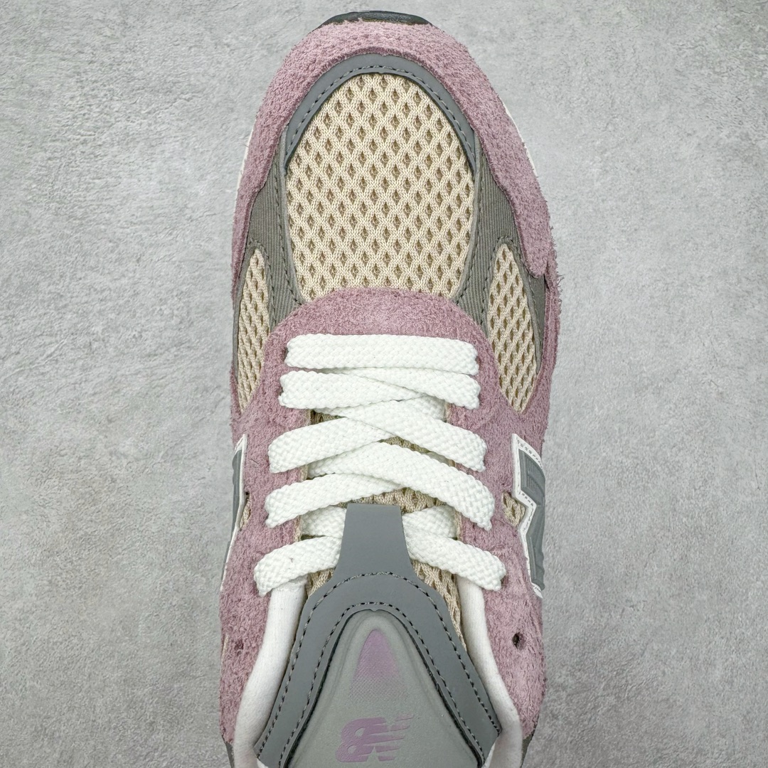 图片[4]-New Balance NB2010系列新百伦经典复古休闲运动板鞋 以ENCAP中底配以升级版 N-ERGY缓震物料 鞋面则采用特色的柔软麂皮搭以NewBalance经典的尼龙网布 低调中还原跑鞋本真 更年轻化的设计理念与材质 让新世代青年得以用全新视角体验经典鞋款的传奇魅力 货号：U2010NB13731 尺码：36 37 37.5 38 38.5 39.5 40 40.5 41.5 42 42.5 43 44-选品中心