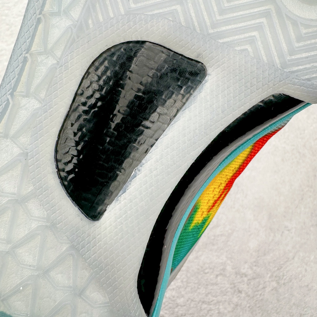 图片[19]-＃S2纯原 NK Zoom Kobe 8 Protro 大师之路 威尼斯海滩 FQ3548-001 React科技鞋垫加持 实战配置直接拉满 原楦纸板开发 鞋身流线型、后跟塑形 区分土肥圆 原厂针织鞋面一针一线匹配原版 全身鞋材卡料色独家定制 唯一万针立体刺绣SWOOSH 真实底模最大48.5 实战利器 专供海外市场 尺码：40 40.5 41 42 42.5 43 44 44.5 45 46 47.5 48.5 （脚宽、脚胖 建议买大半码）-选品中心