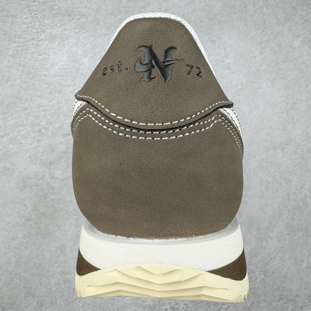 图片[8]-＃JC纯原 NK Classic Cortez Leather 阿甘复古初代皮革慢跑鞋 FQ8144-237 实体平台指令订单 全套原纸板楦头开发 原厂数据大底磨具 一比一鞋头弧度高度鞋身弧度 细节品控鞋型随意对比 正确烫金高频细节 公司级标准检验QC 区分市面一切版本 完美复刻阿甘复古鞋型 尺码：35.5 36 36.5 37.5 38 38.5 39 40 40.5 41 42 42.5 43 44 45-选品中心