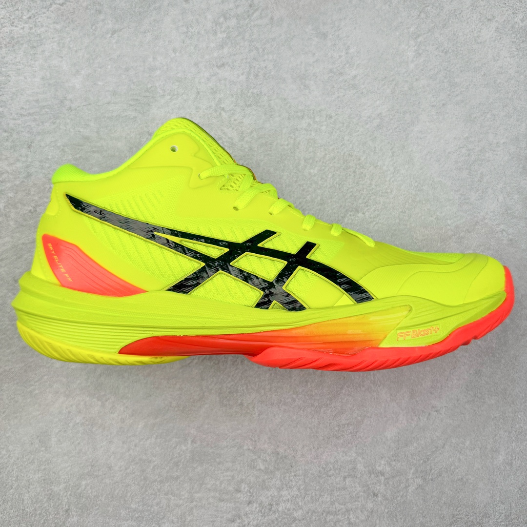 Asics SKY ELITE FF MT3 TOKYO 亚瑟士减震助弹防滑排球鞋 脚后跟搭载后跟稳定 将启动时的横向力化解成纵向力 帮助运动员起跳 中底采用了FLYTEFOAM和FLYTEFOAM PROPEL中底 增加了中底的厚度 提供了更加良好的缓震和回弹性 鞋底的RISETRUSS稳定片 提供稳定的同时可以提高脚步的灵活度 鞋面采用网眼和PU薄膜结合 兼具了鞋款的轻量性和透气性 DYNAWRAP结构 提供良好的包裹性 使脚部更加稳固 FLYTEFOAM PROPEL中底科技 兼顾轻量性和回弹性 让球员起跳后的落地更加柔软舒适 网眼鞋面 穿着舒适 提供良好的透气性 延伸至前掌的RISETRUSS科技 增加推进效果 提供良好的稳定性 NON MAEKING无痕橡胶设计 减少对木地板的损伤 尺码：36 37 37.5 38 39 39.5 40.5 41.5 42 42.5 43.5 44 44.5 45-选品中心