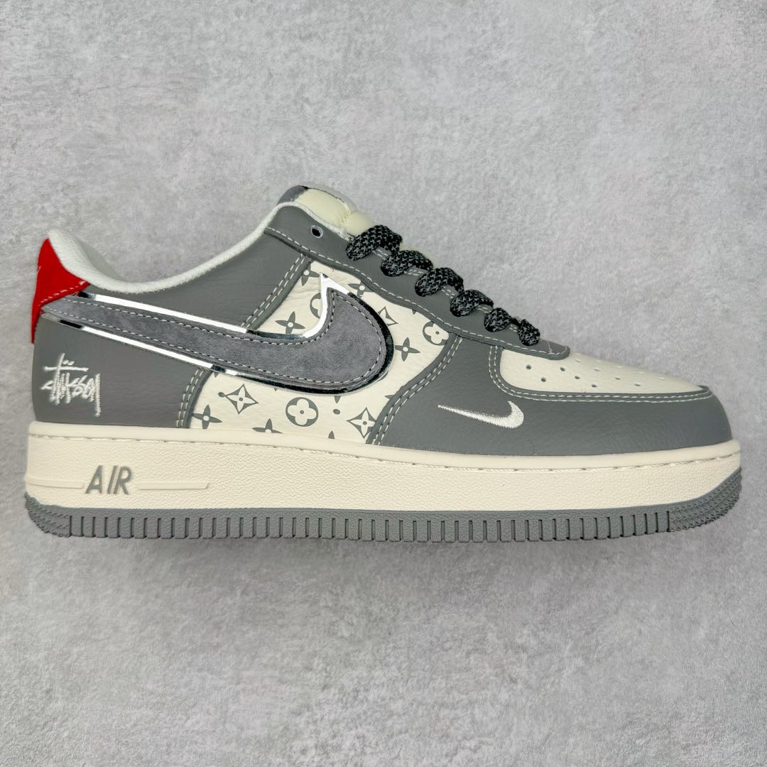 NK Air Force 1´07 Low 空军一号低帮百搭休闲运动板鞋 XZ6188-338 柔软、弹性十足的缓震性能和出色的中底设计 横跨复古与现代的外型结合 造就出风靡全球 三十多年的Force 1 直到今天还深受青睐 尺码:36 36.5 37.5 38 38.5 39 40 40.5 41 42 42.5 43 44 44.5 45-选品中心