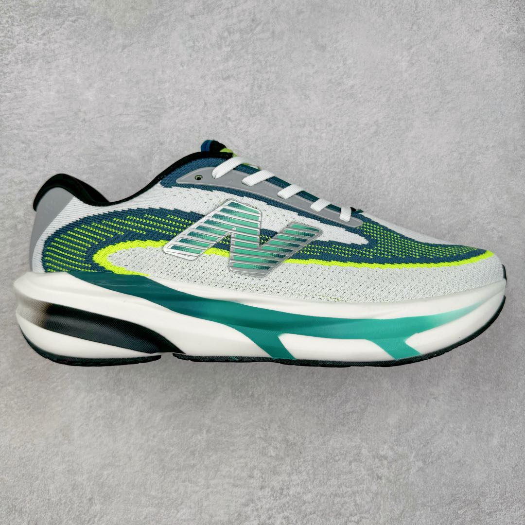 New Balance Fresh Foam X NB1080V5 新百伦系列低帮轻量化厚底健身休闲运动慢跑鞋 近赏｜无论是日常慢跑，还是City Walk，它都可轻松应对提起今年最流行的事情，想必在你所在的城市来一段City Walk，是很多潮男潮女都会做的吧。当时间来到十月，一年中最舒服的时光，无论是慢跑也好，还是City Walk，今天推荐的这双鞋，都可以轻松应对。那就是可以带给你久违的松弛感、治愈你柔软的需要的New Balance Fresh Foam X1080v15。作为New Balance经典跑鞋系列，1080系列可以说凝聚了品牌历来前沿科技与制造匠心。今年的v13版本可谓再度革新。在舒适体验、运动性能以及造型风格三个维度上做到了有机交融。舒适体验一直是1080跑鞋系列带给我们最大的直观感受，加上本就带有严肃跑鞋基因，在今年全新材料配方的Fresh FoamX中底泡棉上则有了不一样的缓震性能，重新定义“踩屎感”。可再生柔软针织鞋面使用可追溯的Repreve再生鞋面材料，柔软透气的鞋面提供绵密的贴合与包裹感，轻量分区橡胶大底分区外底橡胶采用新材料，改进纹路设计，增加前掌外底硬度，提升滚动反馈和传动效率。尺码：40 40.5 41.5 42 42.5 43 44 45-选品中心