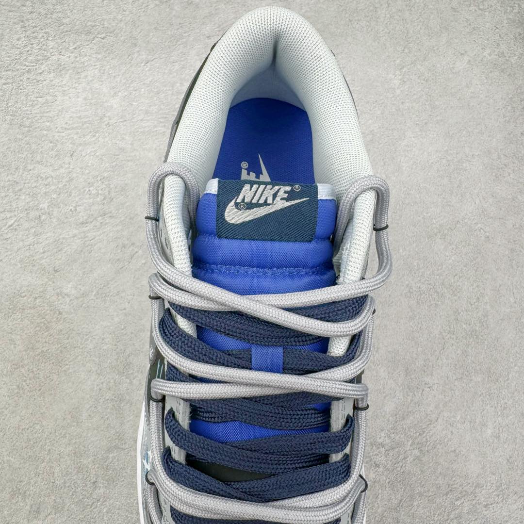 图片[5]-＃YC纯原 NK Dunk Low 宇宙星辰FQ8826-100 定制系列天花板 无原鞋不开发 全系列得物原鞋一比一校对开发 配色持续更新中 终端对接 优势输出 全套原厂楦头原纸板数据档案倾力打造 原汁原味莞产 极致还原 圈内最强针车工艺 高端零售指定版 广东原厂配套原盒原标 鞋盒分三个尺码段 原厂冲刀 超高清洁度 全鞋零毛边皮料切割 采用原厂百宏鞋带以及原厂百宏织唛舌标 内标可供原厂几率过验 进口原装条纹中底布 四线拉帮白色点胶 原厂拉帮手法遵循公司 原厂电绣 极致还原 尺码：36 36.5 37.5 38 38.5 39 40 40.5 41 42 42.5 43 44-选品中心