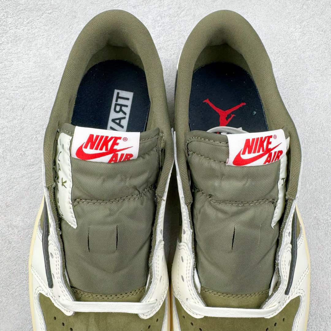 图片[7]-＃FK纯原 Travis Scott x Air Jordan AJ1 Low OG SP TS联名倒钩8.0低帮 白橄榄绿 DM7866-200 外贸高端零售特供批次 产品品控稳定性领先行业 各方面均可对飙L版 良心定价不杀猪 原厂全套原楦原纸板冲刀磨具开发 原厂皮料加持 原厂港宝加持定型后跟R度完美 同源原厂电绣 鬼脸飞翼针数密度立体效果一致 百分百一致原鞋 原厂拉帮工艺 针距密度一致 后跟弧度收口自然不对折 极致一眼正品既视感 进口玻璃冲刀皮料裁剪零毛边 全鞋电脑针车工艺 品控清洁度最高QC检验标准 免检产品 原厂订购鞋盒、鞋标、防尘纸、鞋撑、鞋带 追求极致的原厂味道 尺码：36 36.5 37.5 38 38.5 39 40 40.5 41 42 42.5 43 44 44.5 45 46 47.5 48.5-选品中心