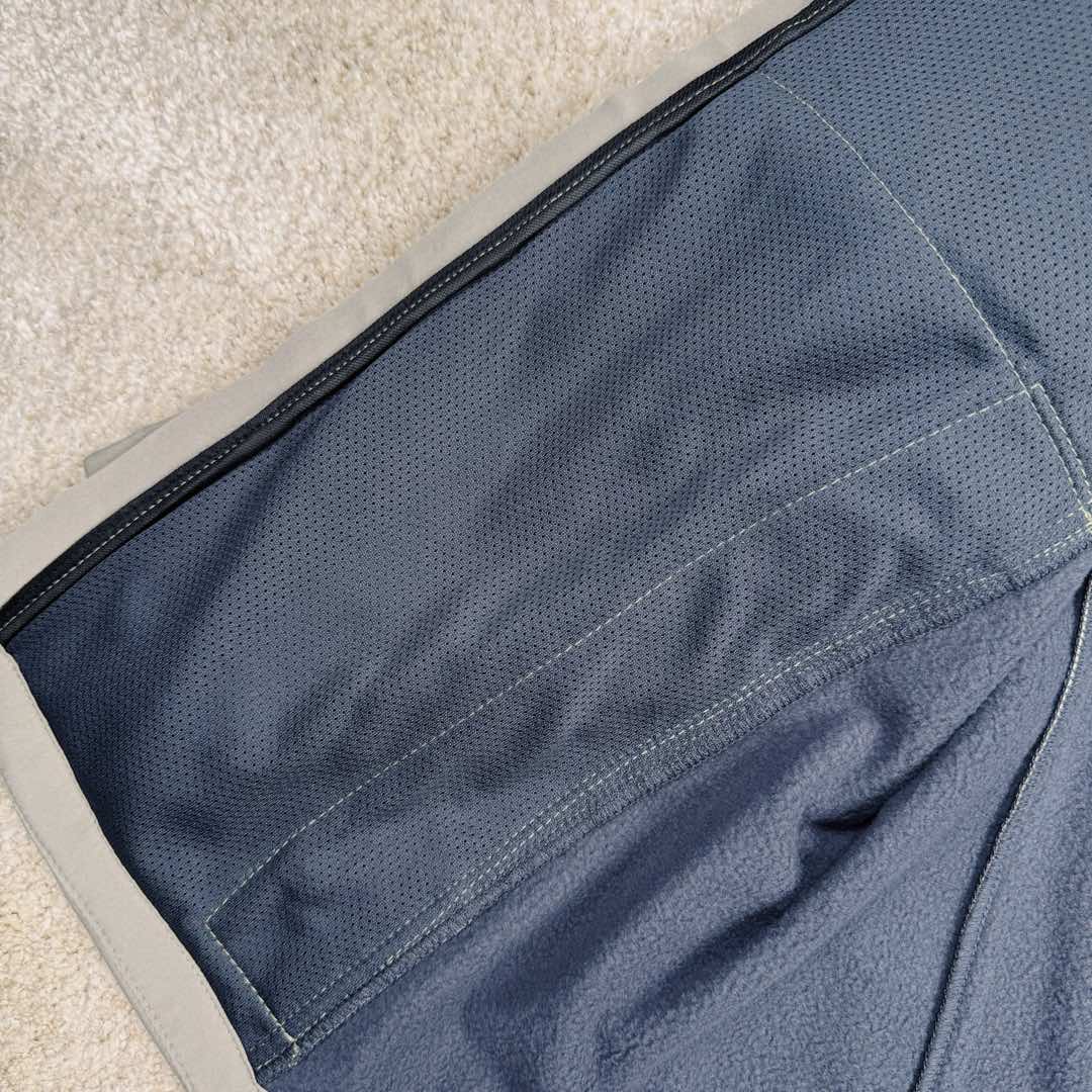 图片[14]-＃TZD Arcteryx GAMMA MX Jacket 始祖鸟立领抓绒拉链软壳夹克 Arcteryx中文名始祖鸟 加拿大户外服饰品牌 1989年创立于加拿大温哥华 始祖鸟来自加拿大海岸山脉 植根高山的专业户外品牌 始终秉承对精湛设计和工艺孜孜以求的准则 从1989年创立至今 Arcteryx始终不断在产品设计与做工上不惜工本 以满足始祖鸟的标准 品质、设计以及精简的理念造就了其良好的性能 并能满足严苛环境下的使用需求 尺码：S M L XL XXL-选品中心