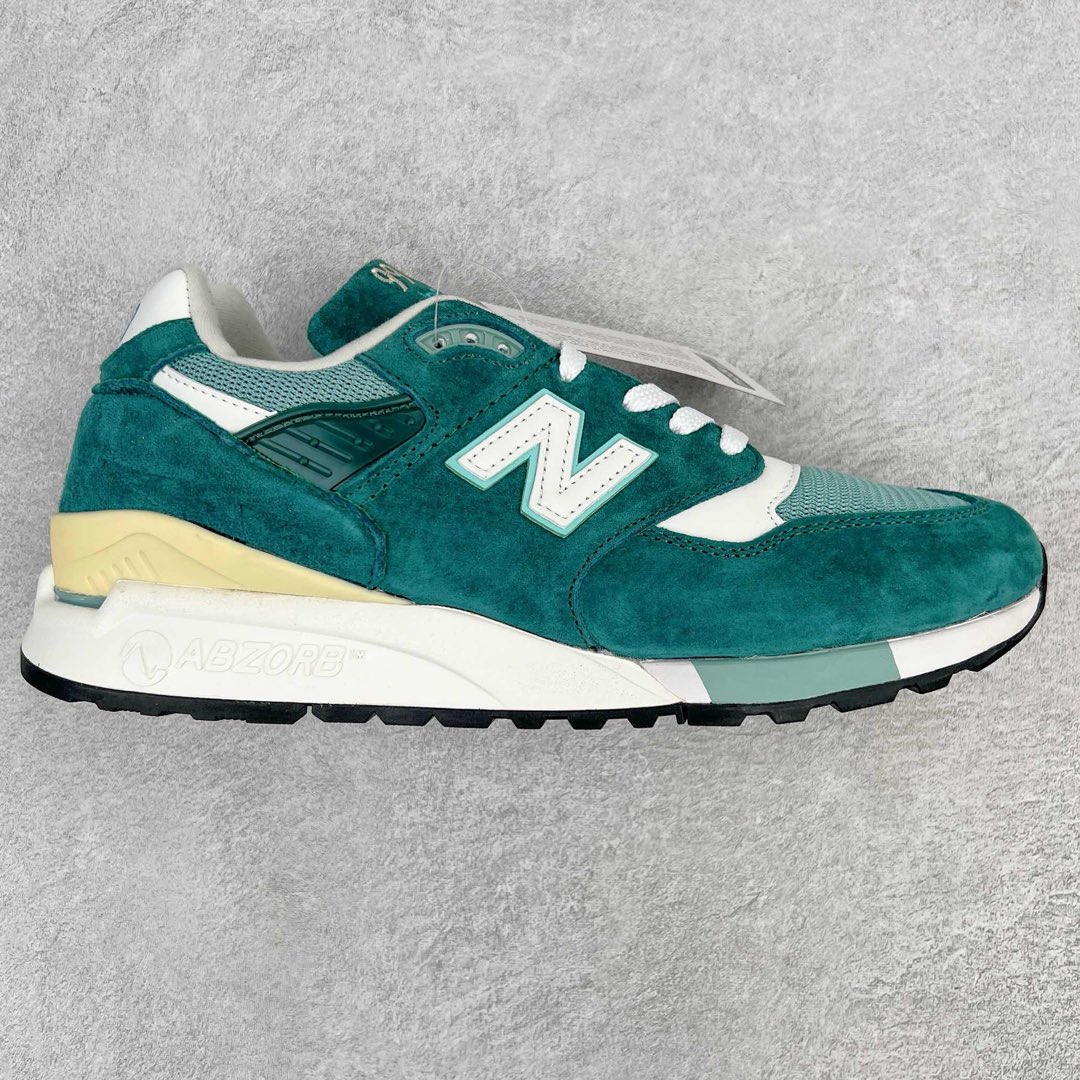 ＃K版纯原 New Balance M998 Made in USA NB新百伦高端美产血统系列经典复古休闲运动慢跑鞋 NB998 诞生于 1993 年，作为第一双使用 ABZORB 缓冲材料的鞋款，一经发售就受到大量消费者的热烈追捧，如今已经成为了历久不衰的经典代表鞋款之一。原楦原数据开发版型 以优质面料制成鞋面结构。鞋面采用经典网眼布材质，辅以绒面革覆盖，带来更加清爽舒适的穿着体验。鞋舌上标记的 \\\”998\\\” 字样增强鞋款辨识度的同时，为鞋款注入更多动人细节。鞋款采用 ABZORB 缓冲材料的中底，通过缓冲和压缩阻力相结合来吸收冲击，稳定性高，不易打滑，助你畅享舒适有型的运动体验。采用猪巴革组合网织鞋面材质 后跟嵌入TPU装饰条稳固 升级原装5层独立私模 尺码：36 36.5 37 38 39.5 40 40.5 41.5 42 42.5 43 44 44.5 45-选品中心