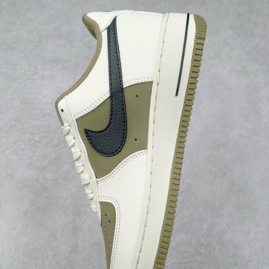 图片[7]-NK Air Force 1´07 Low 空军一号低帮百搭休闲运动板鞋 CH6336-508 柔软、弹性十足的缓震性能和出色的中底设计 横跨复古与现代的外型结合 造就出风靡全球 三十多年的Force 1 直到今天还深受青睐 尺码：36 36.5 37.5 38 38.5 39 40 40.5 41 42 42.5 43 44 44.5 45-选品中心