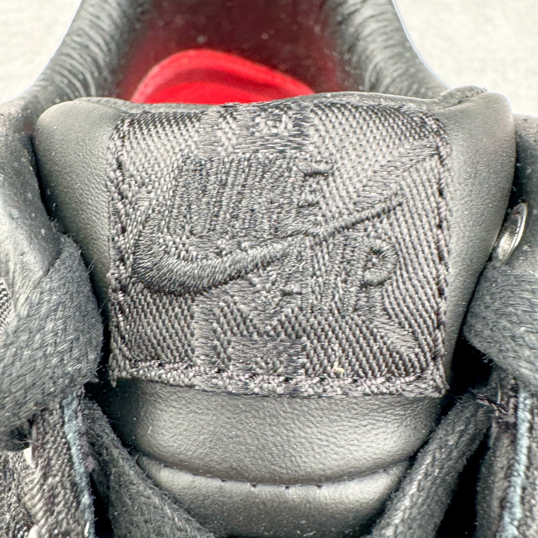 图片[15]-＃OG纯原福利 CLOT x Fragment Design x NK Air Force 1 Premium 空军一号联名闪电黑丝绸CJ3986-001 全套原原楦纸版 越南原大装底 内置全气掌垫 采用韩原国装进口丝绸 内层采原用厂Sadisa头皮层料 双可层撕 可性玩极高 3D精准雕刻纹理晰清细致 全套同官步方原厂配件 附赠黄米鞋带 官正方确原盒包装 中底原拉厂帮 尺码：36 36.5 37.5 38 38.5 39 40 42-选品中心