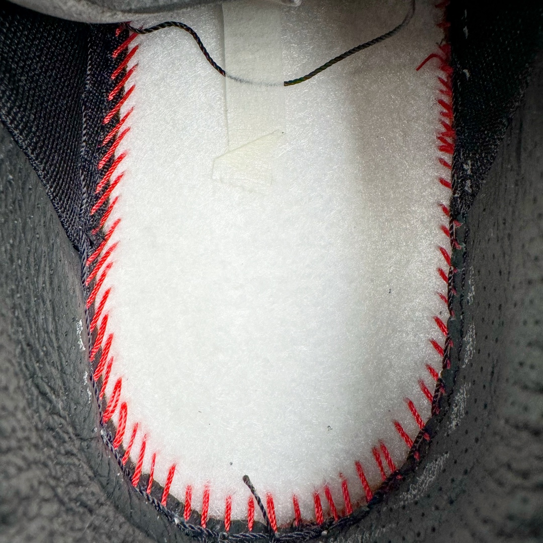 图片[11]-＃OG纯原福利 CLOT x Fragment Design x NK Air Force 1 Premium 空军一号联名闪电黑丝绸CJ3986-001 全套原原楦纸版 越南原大装底 内置全气掌垫 采用韩原国装进口丝绸 内层采原用厂Sadisa头皮层料 双可层撕 可性玩极高 3D精准雕刻纹理晰清细致 全套同官步方原厂配件 附赠黄米鞋带 官正方确原盒包装 中底原拉厂帮 尺码：36 36.5 37.5 38 38.5 39 40 42-选品中心