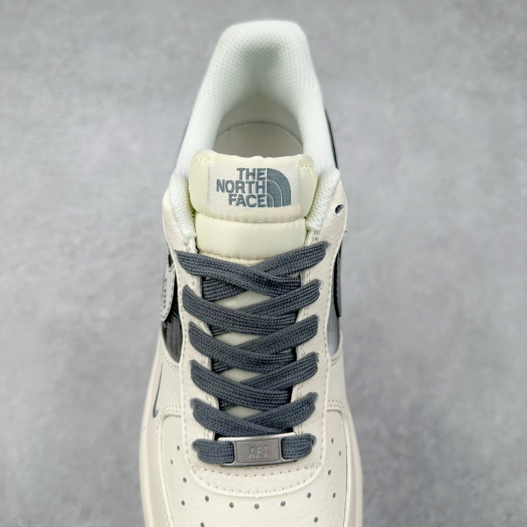 图片[5]-NK Air Force 1´07 Low 空军一号低帮百搭休闲运动板鞋 DM6688-002 柔软、弹性十足的缓震性能和出色的中底设计 横跨复古与现代的外型结合 造就出风靡全球 三十多年的Force 1 直到今天还深受青睐 尺码：36 36.5 37.5 38 38.5 39 40 40.5 41 42 42.5 43 44 44.5 45-选品中心