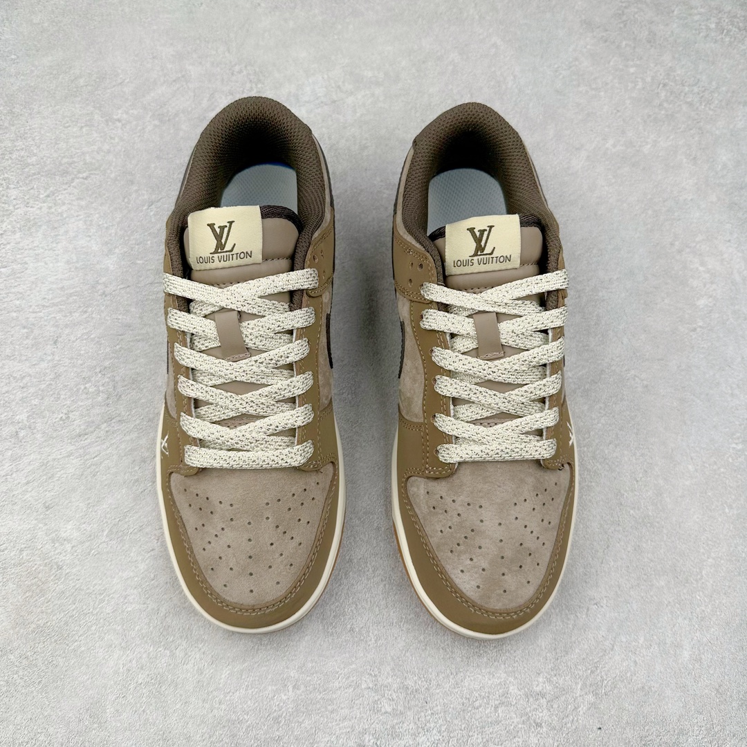 图片[2]-NK Dunk Low 定制配色 JH8036-913 大厂出品 极力推荐 原装头层材料 独家版型蒸餾加工帶來的是更好的视觉和脚感体验大厂纯原品质出货 清洁度 电绣工艺 皮料切割干净无任何毛边 细节完美 尺码：36 36.5 37.5 38 38.5 39 40 40.5 41 42 42.5 43 44 44.5 45 46 47.5-选品中心