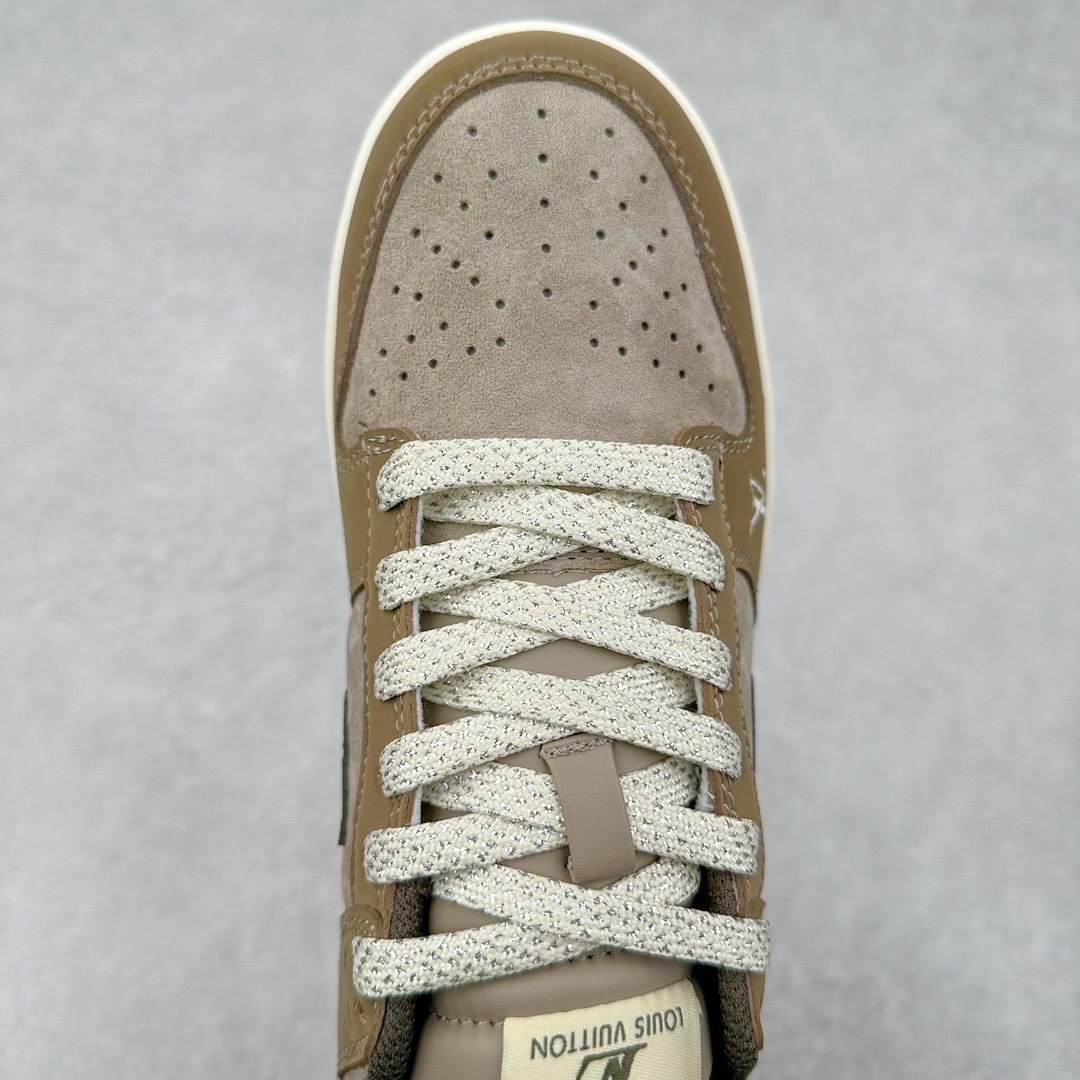 图片[4]-NK Dunk Low 定制配色 JH8036-913 大厂出品 极力推荐 原装头层材料 独家版型蒸餾加工帶來的是更好的视觉和脚感体验大厂纯原品质出货 清洁度 电绣工艺 皮料切割干净无任何毛边 细节完美 尺码：36 36.5 37.5 38 38.5 39 40 40.5 41 42 42.5 43 44 44.5 45 46 47.5-选品中心