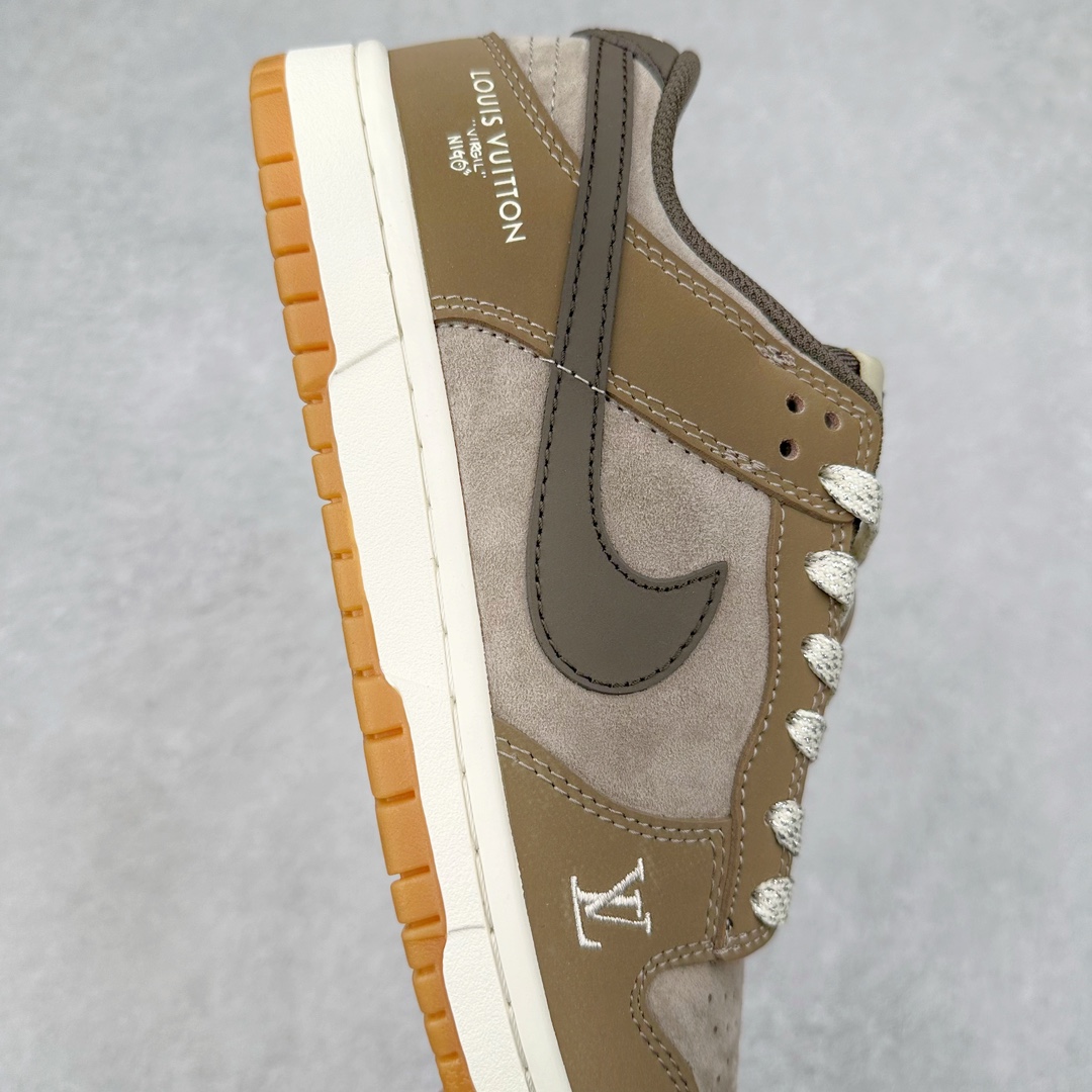 图片[6]-NK Dunk Low 定制配色 JH8036-913 大厂出品 极力推荐 原装头层材料 独家版型蒸餾加工帶來的是更好的视觉和脚感体验大厂纯原品质出货 清洁度 电绣工艺 皮料切割干净无任何毛边 细节完美 尺码：36 36.5 37.5 38 38.5 39 40 40.5 41 42 42.5 43 44 44.5 45 46 47.5-选品中心