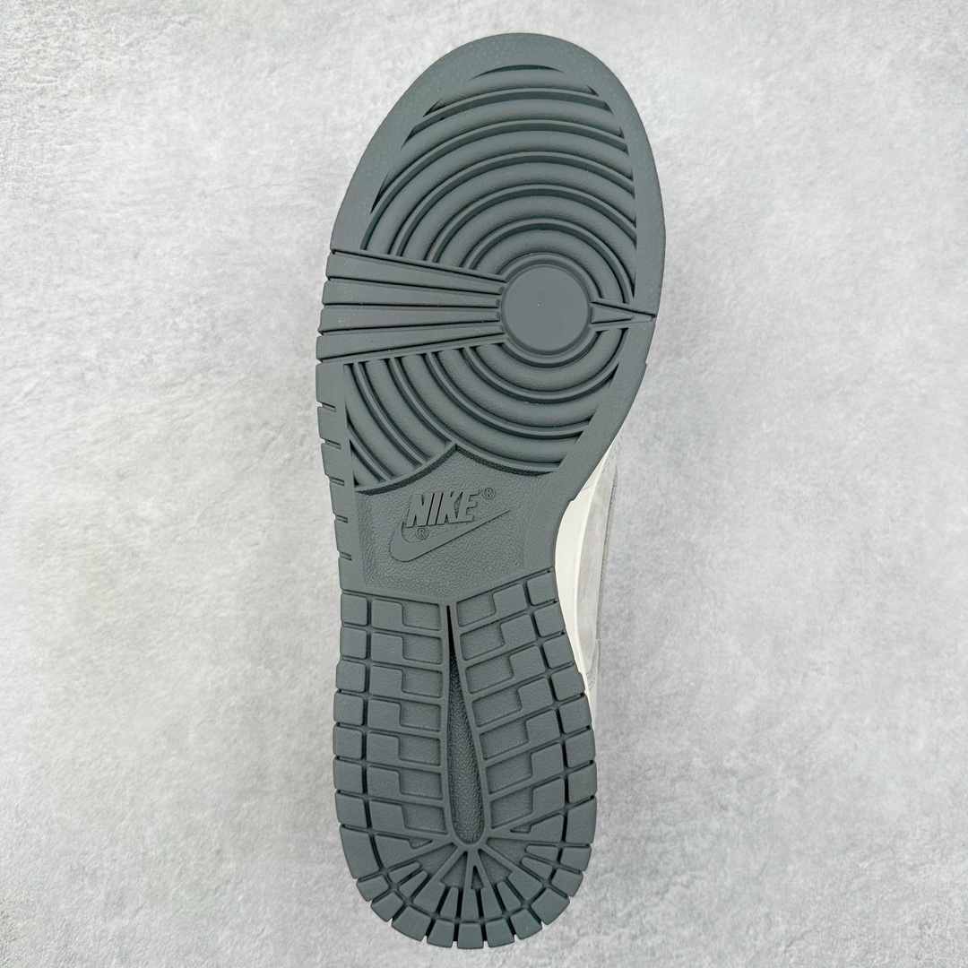 图片[9]-NK Dunk Low 定制配色 SF1029-403 大厂出品 极力推荐 原装头层材料 独家版型蒸餾加工帶來的是更好的视觉和脚感体验大厂纯原品质出货 清洁度 电绣工艺 皮料切割干净无任何毛边 细节完美 尺码：36 36.5 37.5 38 38.5 39 40 40.5 41 42 42.5 43 44 44.5 45 46 47.5-选品中心