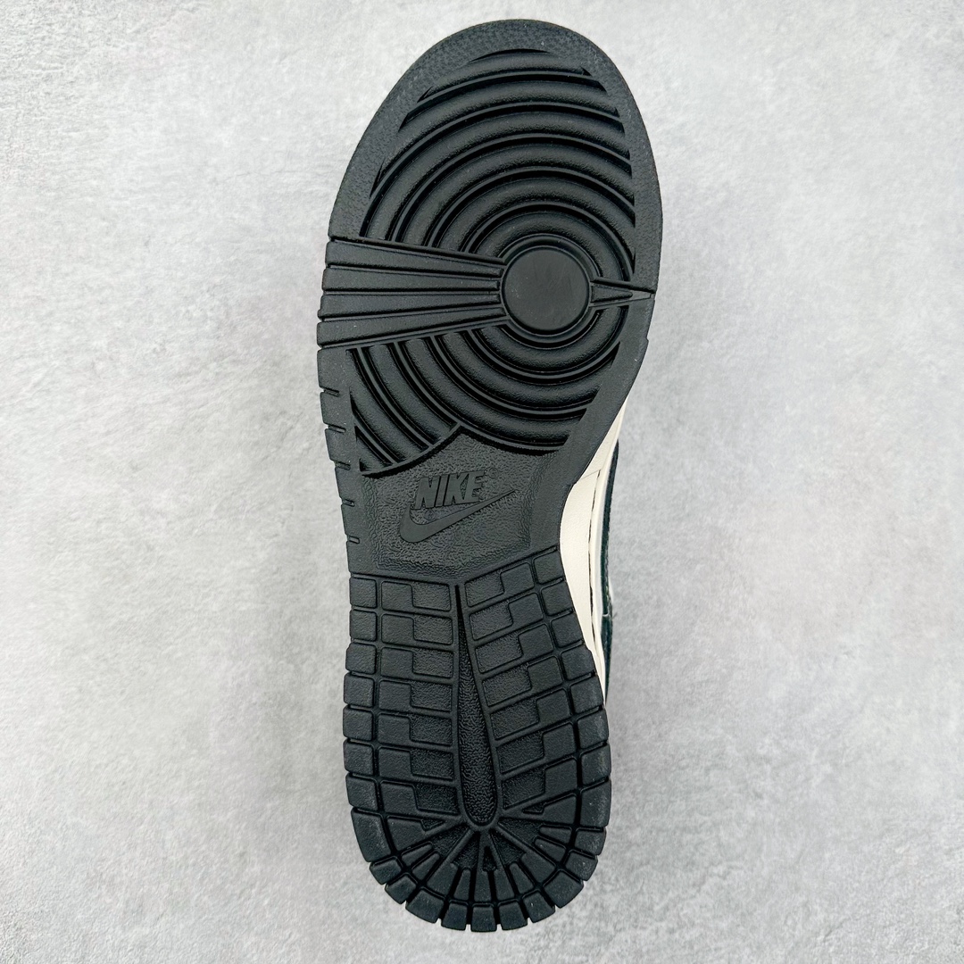 图片[9]-NK Dunk Low 定制配色 YX5066-209 大厂出品 极力推荐 原装头层材料 独家版型蒸餾加工帶來的是更好的视觉和脚感体验大厂纯原品质出货 清洁度 电绣工艺 皮料切割干净无任何毛边 细节完美 尺码：36 36.5 37.5 38 38.5 39 40 40.5 41 42 42.5 43 44 44.5 45 46 47.5-选品中心