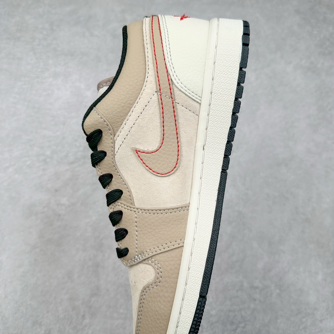 图片[7]-Air Jordan AJ1 Low 低帮系列定制配色 DC2024-033 原厂内置气垫魔块 A模大底 头层小牛皮 鞋舌AJ原厂专用牛津布+AJ专用反口珍珠布+原厂无杂质高弹内里海棉+特殊封边弹力鞋带 尺码：36 36.5 37.5 38 38.5 39 40 40.5 41 42 42.5 43 44 44.5 45 46-选品中心