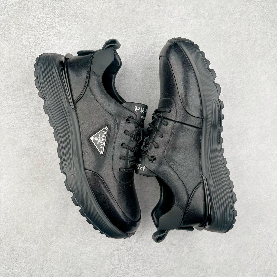 图片[3]-PRADA普拉达 厚底徽标系带运动休闲男鞋系列 #广东大厂品质 专柜同步 大气个性更潮更抢眼更追求档次，它将颠覆旧念，与您共度时尚潮人必备! 面料采用原版进口小牛皮 牛皮内里垫脚 橡胶发泡大底 轻便防滑耐磨 脚感舒适 款式耐看做工精细 配以简洁利落的鞋楦 彰显男人的果敢和硬朗 尺码：39-44（皮鞋码）-选品中心
