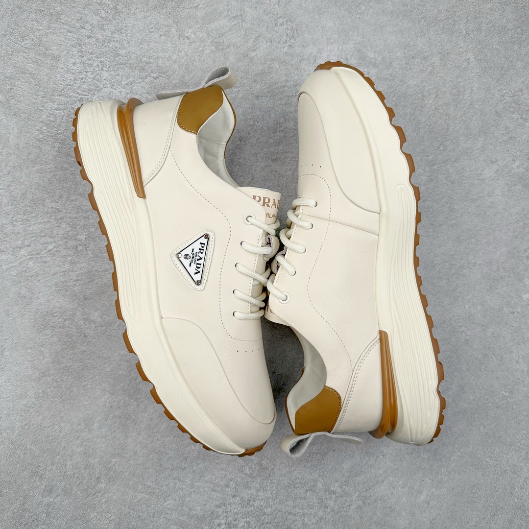 图片[3]-PRADA普拉达 厚底徽标系带运动休闲男鞋系列 #广东大厂品质 专柜同步 大气个性更潮更抢眼更追求档次，它将颠覆旧念，与您共度时尚潮人必备! 面料采用原版进口小牛皮 牛皮内里垫脚 橡胶发泡大底 轻便防滑耐磨 脚感舒适 款式耐看做工精细 配以简洁利落的鞋楦 彰显男人的果敢和硬朗 尺码：39-44（皮鞋码）-选品中心