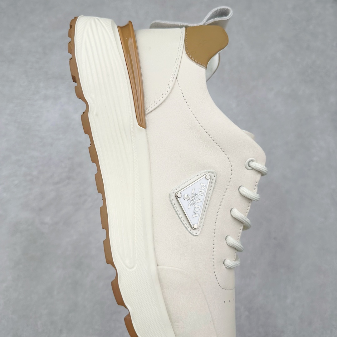 图片[6]-PRADA普拉达 厚底徽标系带运动休闲男鞋系列 #广东大厂品质 专柜同步 大气个性更潮更抢眼更追求档次，它将颠覆旧念，与您共度时尚潮人必备! 面料采用原版进口小牛皮 牛皮内里垫脚 橡胶发泡大底 轻便防滑耐磨 脚感舒适 款式耐看做工精细 配以简洁利落的鞋楦 彰显男人的果敢和硬朗 尺码：39-44（皮鞋码）-选品中心