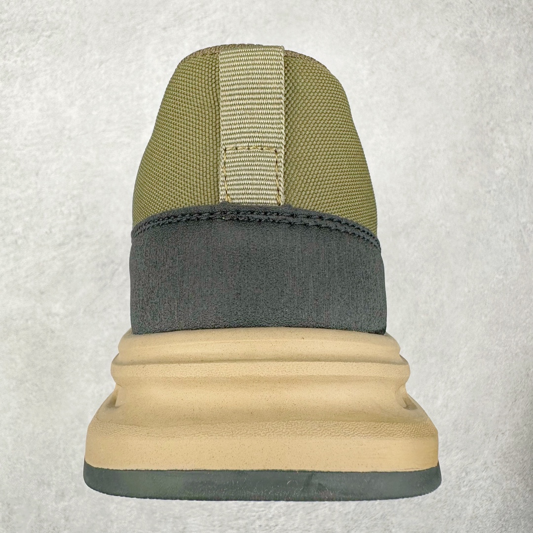 图片[8]-ECCO爱步2024年新款户外鞋防水透气越野跑鞋 健步踪迹系列 鞋面设有GORE-TEX防水薄膜 给你贴心防水保护 防水透气 直接注塑工艺连接鞋面与鞋底 一体成型 合脚稳固 BIOM自然律动科技鞋楦 符合人体工学 长效缓震带来裸足体验 橡胶大底 结合橡胶凸起鞋钉设计 适应多种地形 提供强劲抓地力与耐磨性 稳定支撑 越野无束 尺码：39 40 41 42 43 44（正常码）-选品中心