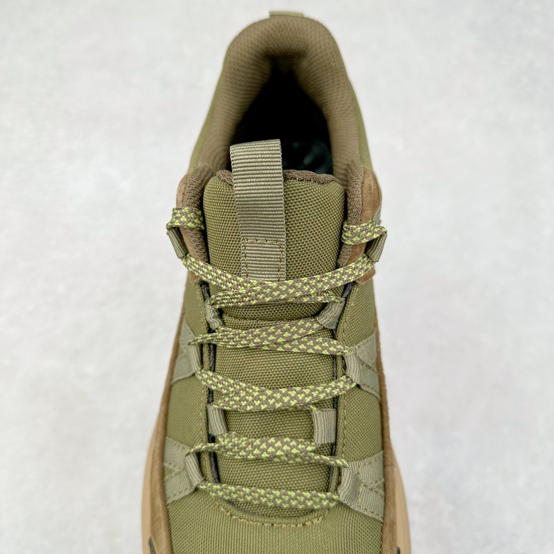 图片[5]-ECCO爱步2024年新款户外鞋防水透气越野跑鞋 健步踪迹系列 鞋面设有GORE-TEX防水薄膜 给你贴心防水保护 防水透气 直接注塑工艺连接鞋面与鞋底 一体成型 合脚稳固 BIOM自然律动科技鞋楦 符合人体工学 长效缓震带来裸足体验 橡胶大底 结合橡胶凸起鞋钉设计 适应多种地形 提供强劲抓地力与耐磨性 稳定支撑 越野无束 尺码：39 40 41 42 43 44（正常码）-选品中心