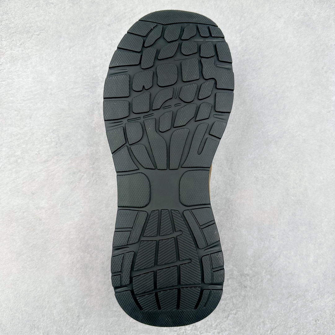 图片[9]-ECCO爱步2024年新款户外鞋防水透气越野跑鞋 健步踪迹系列 鞋面设有GORE-TEX防水薄膜 给你贴心防水保护 防水透气 直接注塑工艺连接鞋面与鞋底 一体成型 合脚稳固 BIOM自然律动科技鞋楦 符合人体工学 长效缓震带来裸足体验 橡胶大底 结合橡胶凸起鞋钉设计 适应多种地形 提供强劲抓地力与耐磨性 稳定支撑 越野无束 尺码：39 40 41 42 43 44（正常码）-选品中心