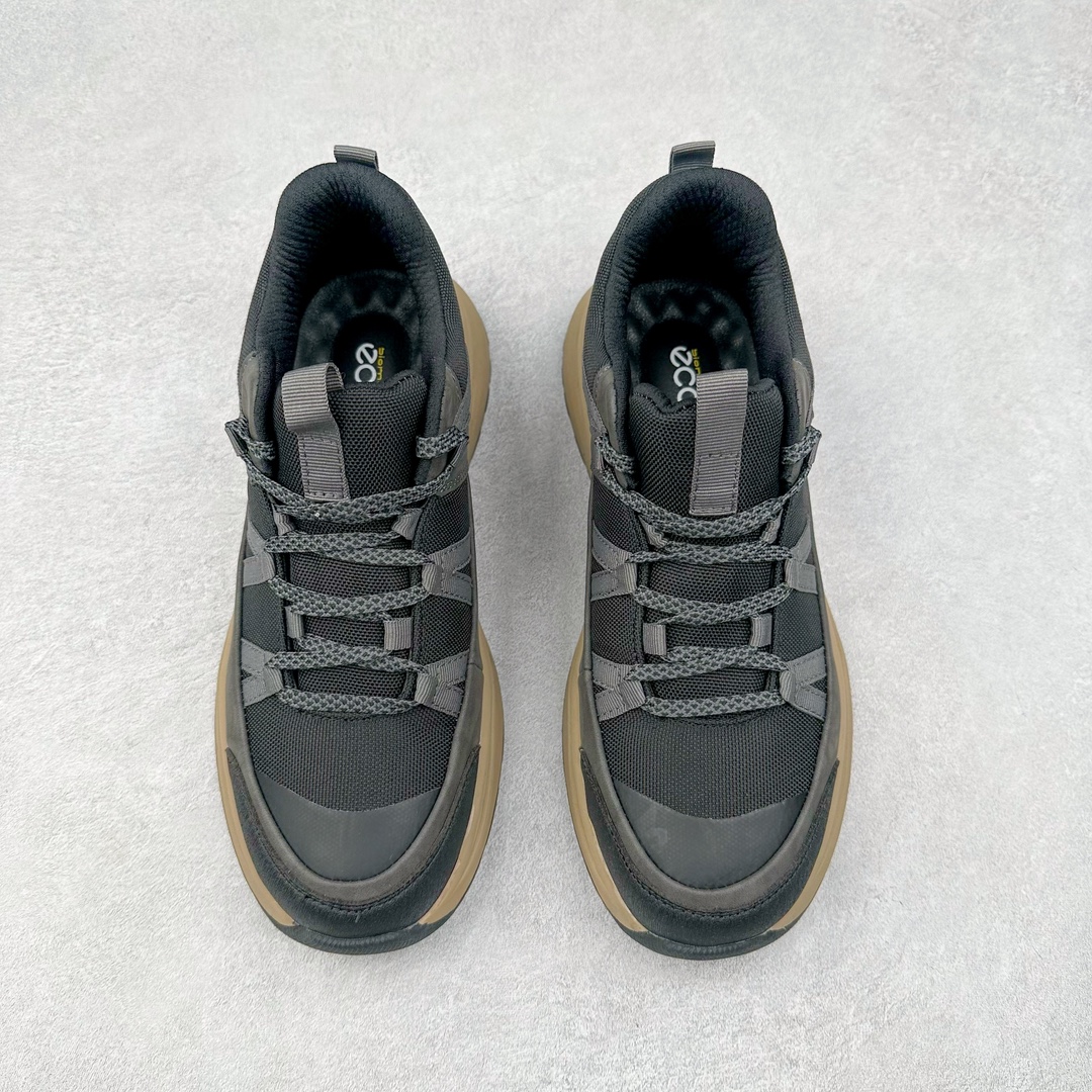 图片[2]-ECCO爱步2024年新款户外鞋防水透气越野跑鞋 健步踪迹系列 鞋面设有GORE-TEX防水薄膜 给你贴心防水保护 防水透气 直接注塑工艺连接鞋面与鞋底 一体成型 合脚稳固 BIOM自然律动科技鞋楦 符合人体工学 长效缓震带来裸足体验 橡胶大底 结合橡胶凸起鞋钉设计 适应多种地形 提供强劲抓地力与耐磨性 稳定支撑 越野无束 尺码：39 40 41 42 43 44（正常码）-选品中心