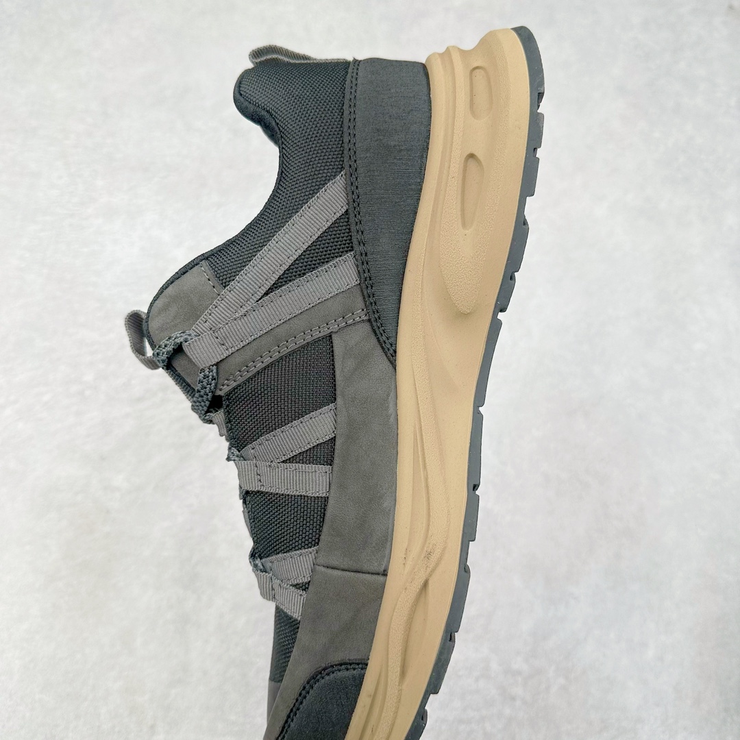 图片[7]-ECCO爱步2024年新款户外鞋防水透气越野跑鞋 健步踪迹系列 鞋面设有GORE-TEX防水薄膜 给你贴心防水保护 防水透气 直接注塑工艺连接鞋面与鞋底 一体成型 合脚稳固 BIOM自然律动科技鞋楦 符合人体工学 长效缓震带来裸足体验 橡胶大底 结合橡胶凸起鞋钉设计 适应多种地形 提供强劲抓地力与耐磨性 稳定支撑 越野无束 尺码：39 40 41 42 43 44（正常码）-选品中心