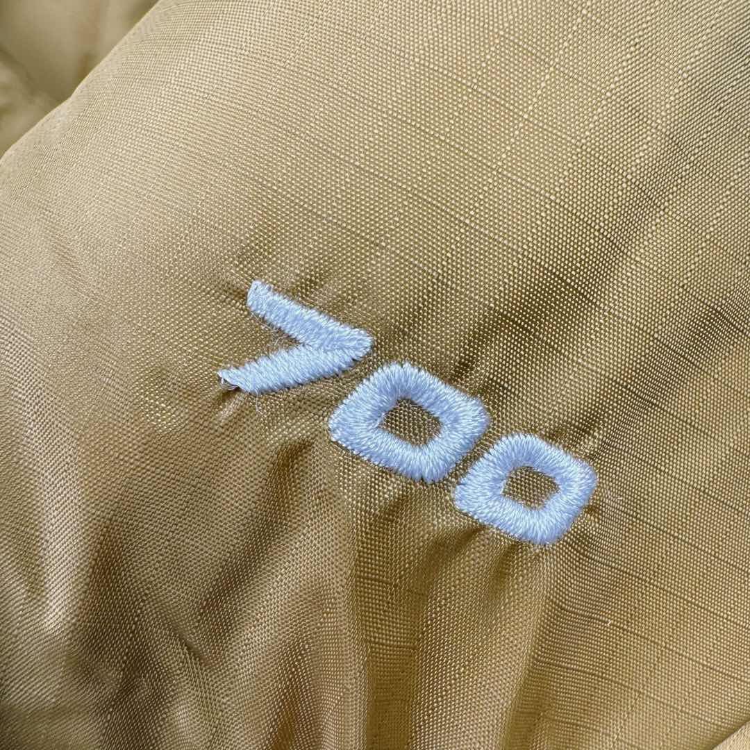 图片[17]-＃纯原特价福利 TheNorthFace 1996 Nuptse 4NCH 北面拼色户外经典潮牌羽绒服 美国原厂原版数据开版 比例协调、宽松、保暖、时尚 真正原厂内部数据 最大可穿至230斤左右【非市面为节约成本而缩小版型】建议对比尺码表参数 全新进口百灵达绣花机定制万针电绣 采用进口7号针 进口绣线 保证每字饱满、立体、清晰 可称最贵绣标 采用国标90白鸭绒填充 保暖性能更出色 轻便不厚重 压缩后的蓬松度恢复性好 原厂定制40D格子四级防水布料 独家采用原版一致单层布料做法【非市面通货内加胆布】采用单层布料考验了布料及羽绒必须要达标 防止跑绒 并保证手感及膨松度 内里采用尼龙nylon双重双层封禁设计 不会出现任何跑绒现象 内置抽拉绳扣的可调节下摆 可防风防寒 拉链采用吉田YKK原厂定制 刻字清晰 质感完美顺滑 建议比较可供过毒验货 辅料及扣子均采用原版一样铜芯弹簧【非市面铁芯弹簧】可对比了解更多细节 只做市场最高版本 袖口六角扣标志着同步原版一样的六角扣 真正做到和原版一摸一样 不诋毁 不浮夸 真实且不需要太多文案 因为专注 所以专业！ 库存明细 宝石蓝 XS×30 S×30 抹茶绿 XS×60 S×60 M×60 L×60 藏蓝绿 XS×120 S×35 M×25 卡其色 XS×10 S×20 M×60 L×60 XL×60 XXL×30-选品中心