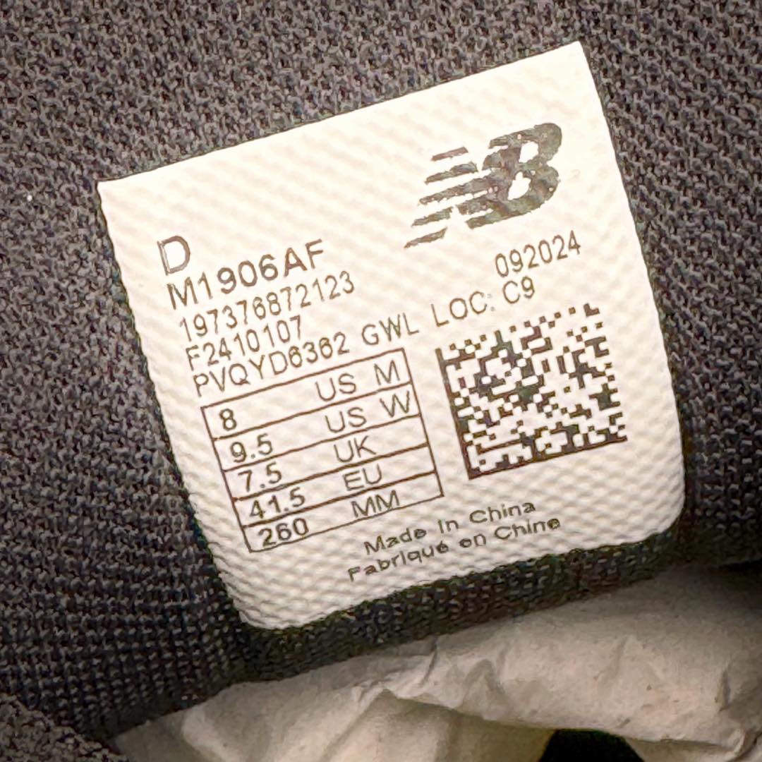 图片[12]-＃M纯原 New Balance M1906AF 解构黑武士 NB新百伦潮流复古织物皮革减震防滑耐磨轻便低帮跑步鞋 原档数据独立私模大底 唯一正确六层组合大底 RB前软后硬 百分百还原原鞋脚感 基于市场现有版本全新升级调整 NB市场最强产物 全网最全配色加持 全套原楦原纸板原厂数据开发 全鞋电脑针车加持 原厂网布 原装进口头层翻毛皮料正确绒感卡色 正确中底拉帮中底网布细节 一比一手工擦旧效果 冲裁组合 匠心打造 耗时两个月开发完成 工艺极其复杂难度可想而知 高端零售专供产物 尺码：36 37 37.5 38 38.5 39.5 40 40.5 41.5 42 42.5 43 44 44.5 45 45.5 46.5 47-选品中心