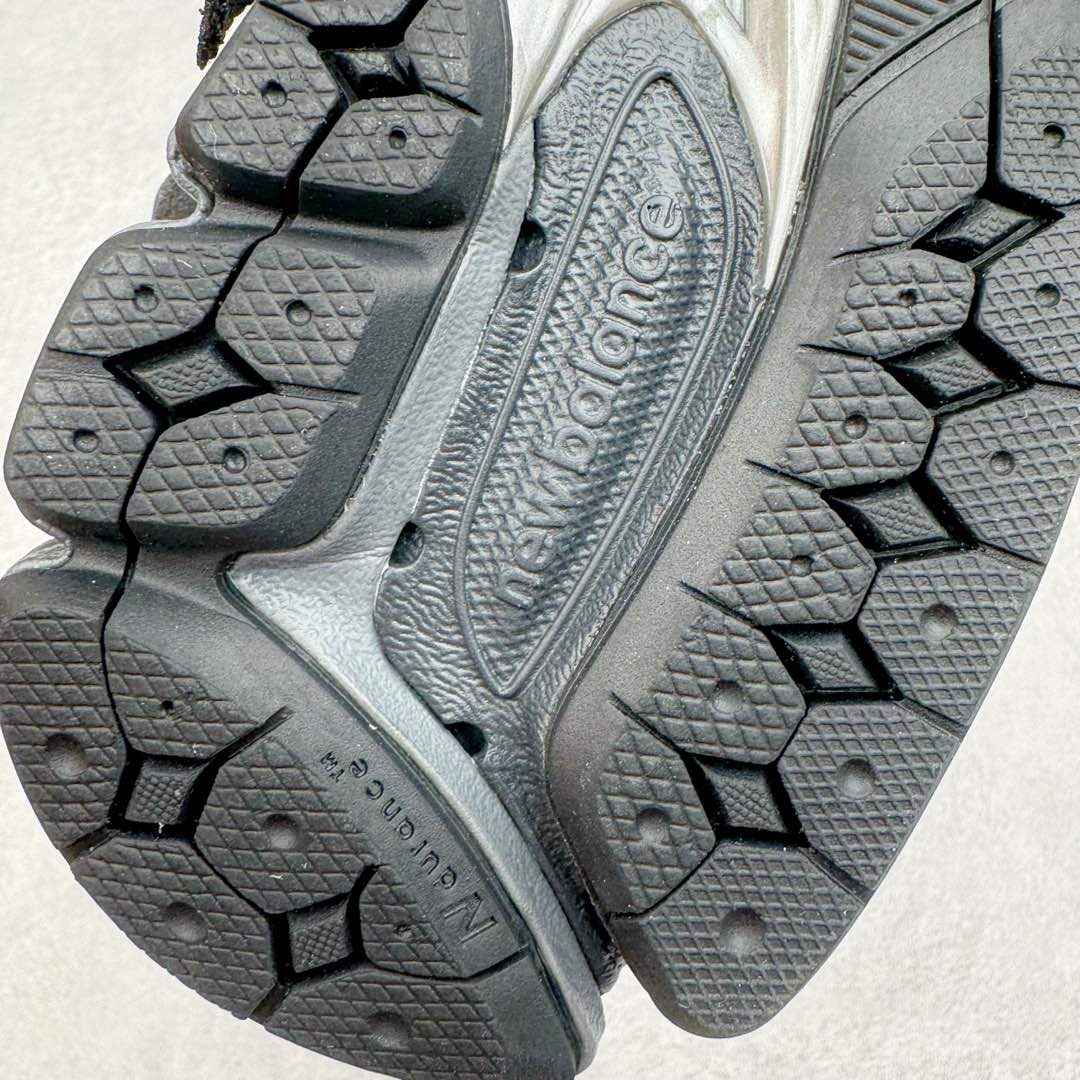 图片[21]-＃M纯原 New Balance M1906AF 解构黑武士 NB新百伦潮流复古织物皮革减震防滑耐磨轻便低帮跑步鞋 原档数据独立私模大底 唯一正确六层组合大底 RB前软后硬 百分百还原原鞋脚感 基于市场现有版本全新升级调整 NB市场最强产物 全网最全配色加持 全套原楦原纸板原厂数据开发 全鞋电脑针车加持 原厂网布 原装进口头层翻毛皮料正确绒感卡色 正确中底拉帮中底网布细节 一比一手工擦旧效果 冲裁组合 匠心打造 耗时两个月开发完成 工艺极其复杂难度可想而知 高端零售专供产物 尺码：36 37 37.5 38 38.5 39.5 40 40.5 41.5 42 42.5 43 44 44.5 45 45.5 46.5 47-选品中心