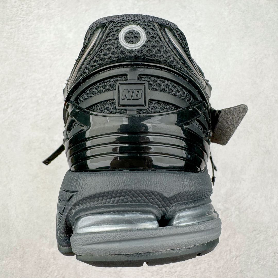 图片[8]-＃M纯原 New Balance M1906AF 解构黑武士 NB新百伦潮流复古织物皮革减震防滑耐磨轻便低帮跑步鞋 原档数据独立私模大底 唯一正确六层组合大底 RB前软后硬 百分百还原原鞋脚感 基于市场现有版本全新升级调整 NB市场最强产物 全网最全配色加持 全套原楦原纸板原厂数据开发 全鞋电脑针车加持 原厂网布 原装进口头层翻毛皮料正确绒感卡色 正确中底拉帮中底网布细节 一比一手工擦旧效果 冲裁组合 匠心打造 耗时两个月开发完成 工艺极其复杂难度可想而知 高端零售专供产物 尺码：36 37 37.5 38 38.5 39.5 40 40.5 41.5 42 42.5 43 44 44.5 45 45.5 46.5 47-选品中心