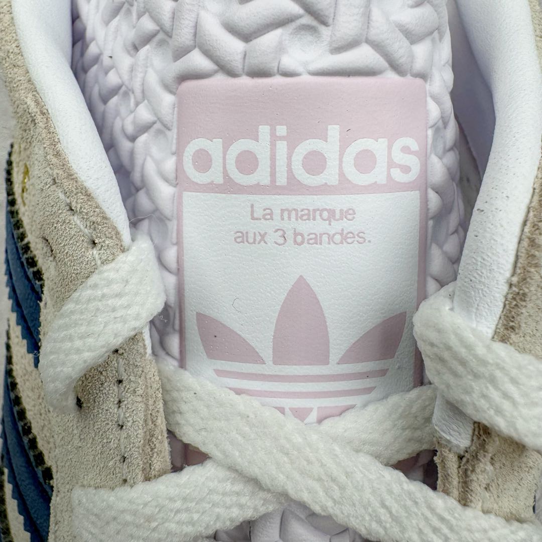 图片[15]-＃CS纯原 AD Originals Gazelle Bold W 羚羊松糕系列复古百搭厚底增高低帮休闲运动板鞋 IE6508 新的一年就要换新的打扮啦！除了设定变美、健身、减肥等目标外，你已经可以利用鞋子来“偷偷改善身材比例”的愿望了！ 因为有一句话。身高不够。鞋子来凑~赶快入手以下各大运动品牌最新推出的“厚底增高运动鞋”吧。 是最好穿最百搭的长腿神器。 重点是……不仅价格不错～鞋子也不错啊！Originals的Gazelle Bold鞋款打造出「超厚底版本」！延续流线鞋型、经典麂皮材质、白色三条线和侧面烫金标志的复古外型，奶油白鞋底高度直接乘3，出门搭上它，保证一路步步高升。尺码：36 36⅔ 37⅓ 38 38⅔ 39⅓ 40-选品中心