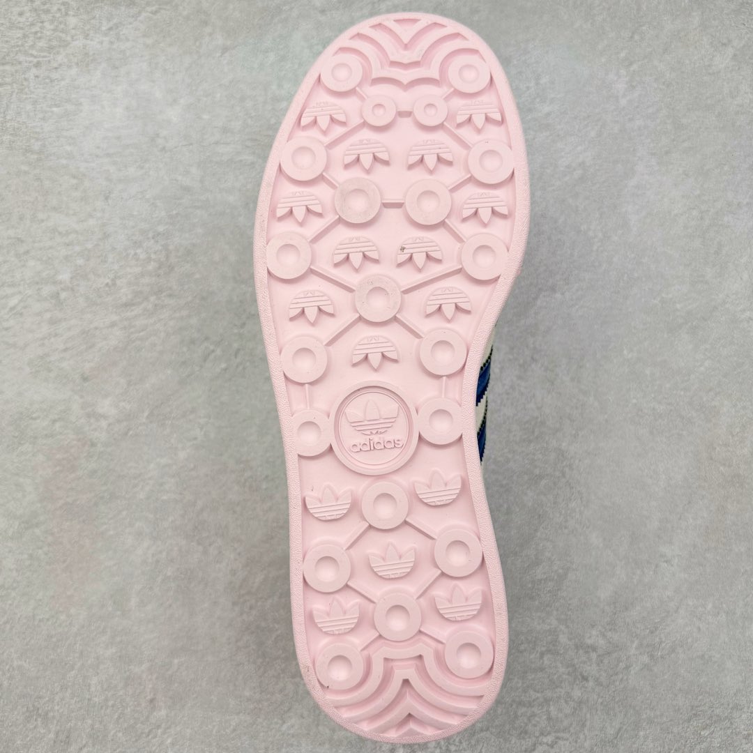 图片[9]-＃CS纯原 AD Originals Gazelle Bold W 羚羊松糕系列复古百搭厚底增高低帮休闲运动板鞋 IE6508 新的一年就要换新的打扮啦！除了设定变美、健身、减肥等目标外，你已经可以利用鞋子来“偷偷改善身材比例”的愿望了！ 因为有一句话。身高不够。鞋子来凑~赶快入手以下各大运动品牌最新推出的“厚底增高运动鞋”吧。 是最好穿最百搭的长腿神器。 重点是……不仅价格不错～鞋子也不错啊！Originals的Gazelle Bold鞋款打造出「超厚底版本」！延续流线鞋型、经典麂皮材质、白色三条线和侧面烫金标志的复古外型，奶油白鞋底高度直接乘3，出门搭上它，保证一路步步高升。尺码：36 36⅔ 37⅓ 38 38⅔ 39⅓ 40-选品中心