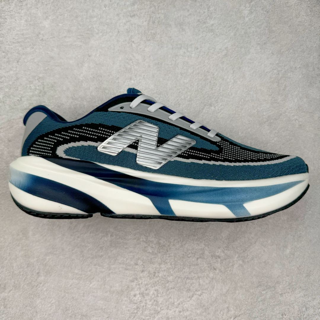 图片[9]-New Balance Fresh Foam X NB1080V5 新百伦系列低帮轻量化厚底健身休闲运动慢跑鞋 近赏｜无论是日常慢跑，还是City Walk，它都可轻松应对提起今年最流行的事情，想必在你所在的城市来一段City Walk，是很多潮男潮女都会做的吧。当时间来到十月，一年中最舒服的时光，无论是慢跑也好，还是City Walk，今天推荐的这双鞋，都可以轻松应对。那就是可以带给你久违的松弛感、治愈你柔软的需要的New Balance Fresh Foam X1080v15。作为New Balance经典跑鞋系列，1080系列可以说凝聚了品牌历来前沿科技与制造匠心。今年的v13版本可谓再度革新。在舒适体验、运动性能以及造型风格三个维度上做到了有机交融。舒适体验一直是1080跑鞋系列带给我们最大的直观感受，加上本就带有严肃跑鞋基因，在今年全新材料配方的Fresh FoamX中底泡棉上则有了不一样的缓震性能，重新定义“踩屎感”。可再生柔软针织鞋面使用可追溯的Repreve再生鞋面材料，柔软透气的鞋面提供绵密的贴合与包裹感，轻量分区橡胶大底分区外底橡胶采用新材料，改进纹路设计，增加前掌外底硬度，提升滚动反馈和传动效率。尺码：40 40.5 41.5 42 42.5 43 44 45-选品中心