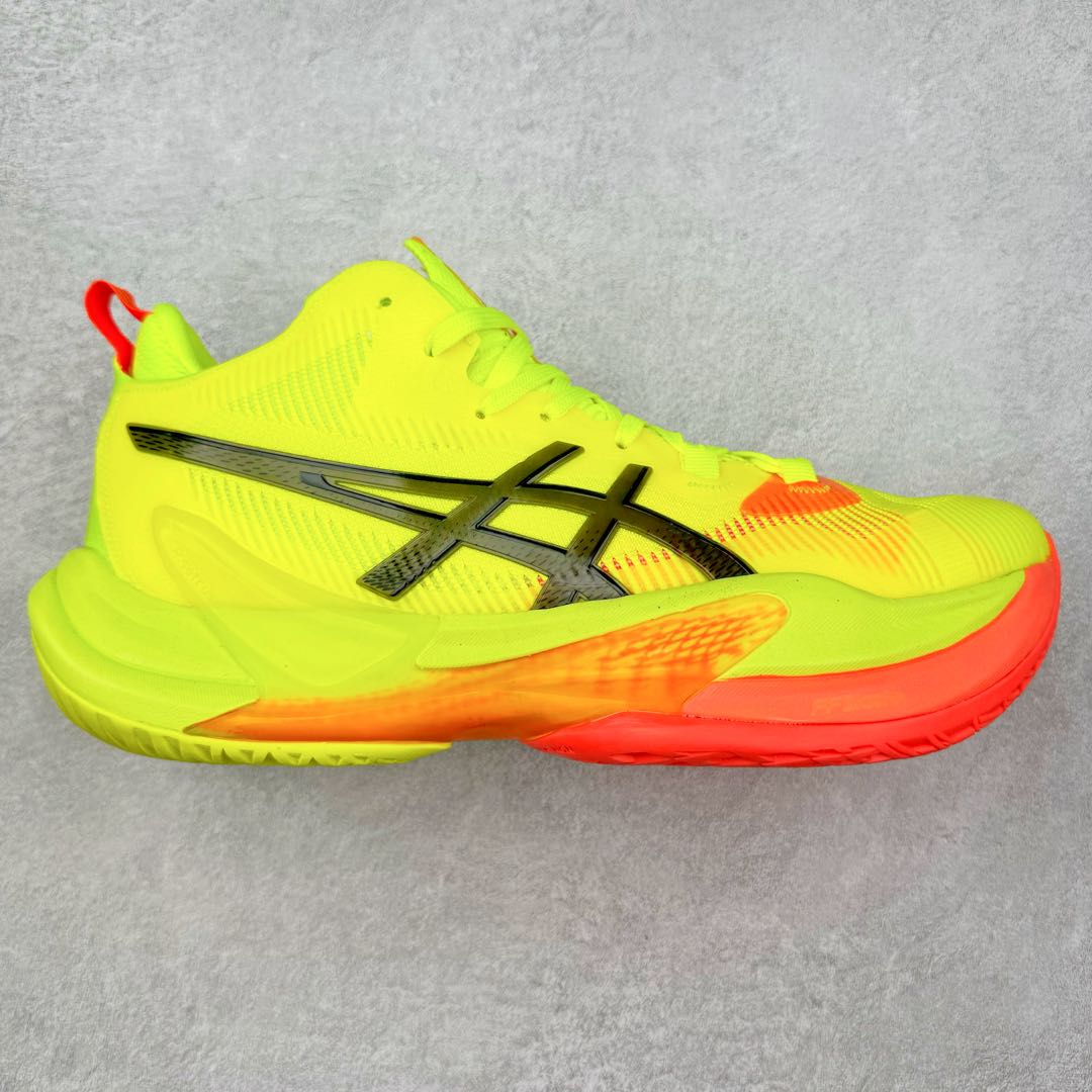 Asics Metarise 2 Paris 亚瑟士减震助弹防滑排球鞋 脚后跟搭载后跟稳定 将启动时的横向力化解成纵向力 帮助运动员起跳 中底采用了FLYTEFOAM和FLYTEFOAM PROPEL中底 增加了中底的厚度 提供了更加良好的缓震和回弹性 鞋底的RISETRUSS稳定片 提供稳定的同时可以提高脚步的灵活度 鞋面采用网眼和PU薄膜结合 兼具了鞋款的轻量性和透气性 DYNAWRAP结构 提供良好的包裹性 使脚部更加稳固 FLYTEFOAM PROPEL中底科技 兼顾轻量性和回弹性 让球员起跳后的落地更加柔软舒适 网眼鞋面 穿着舒适 提供良好的透气性 延伸至前掌的RISETRUSS科技 增加推进效果 提供良好的稳定性 NON MAEKING无痕橡胶设计 减少对木地板的损伤 尺码：36 37 37.5 38 39 39.5 40.5 41.5 42 42.5 43.5 44 44.5 45-选品中心