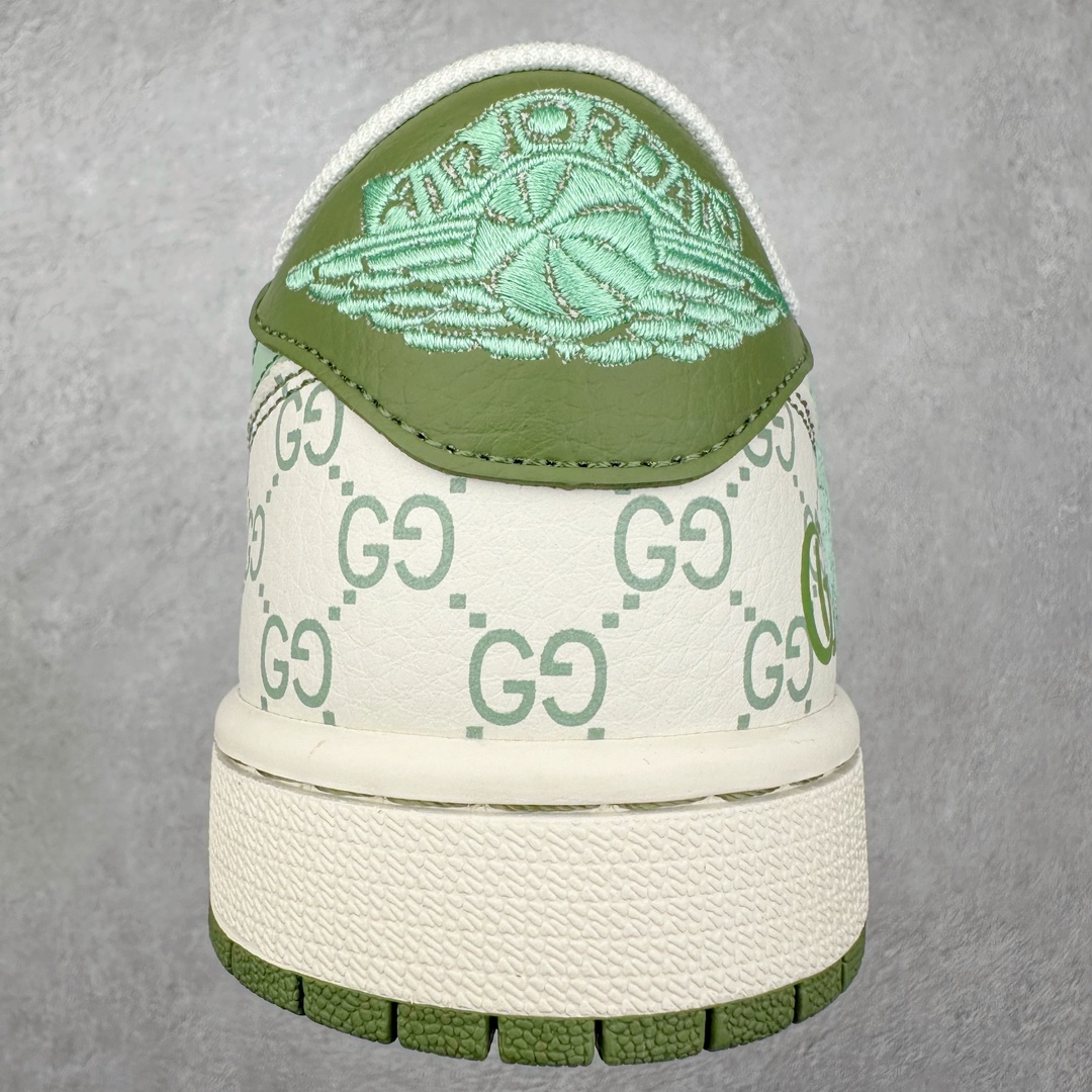 图片[8]-Air Jordan AJ1 Low 低帮系列定制配色 JJ5288-010 原厂内置气垫魔块 A模大底 头层小牛皮 鞋舌AJ原厂专用牛津布+AJ专用反口珍珠布+原厂无杂质高弹内里海棉+特殊封边弹力鞋带 尺码：36 36.5 37.5 38 38.5 39 40 40.5 41 42 42.5 43 44 44.5 45 46-选品中心