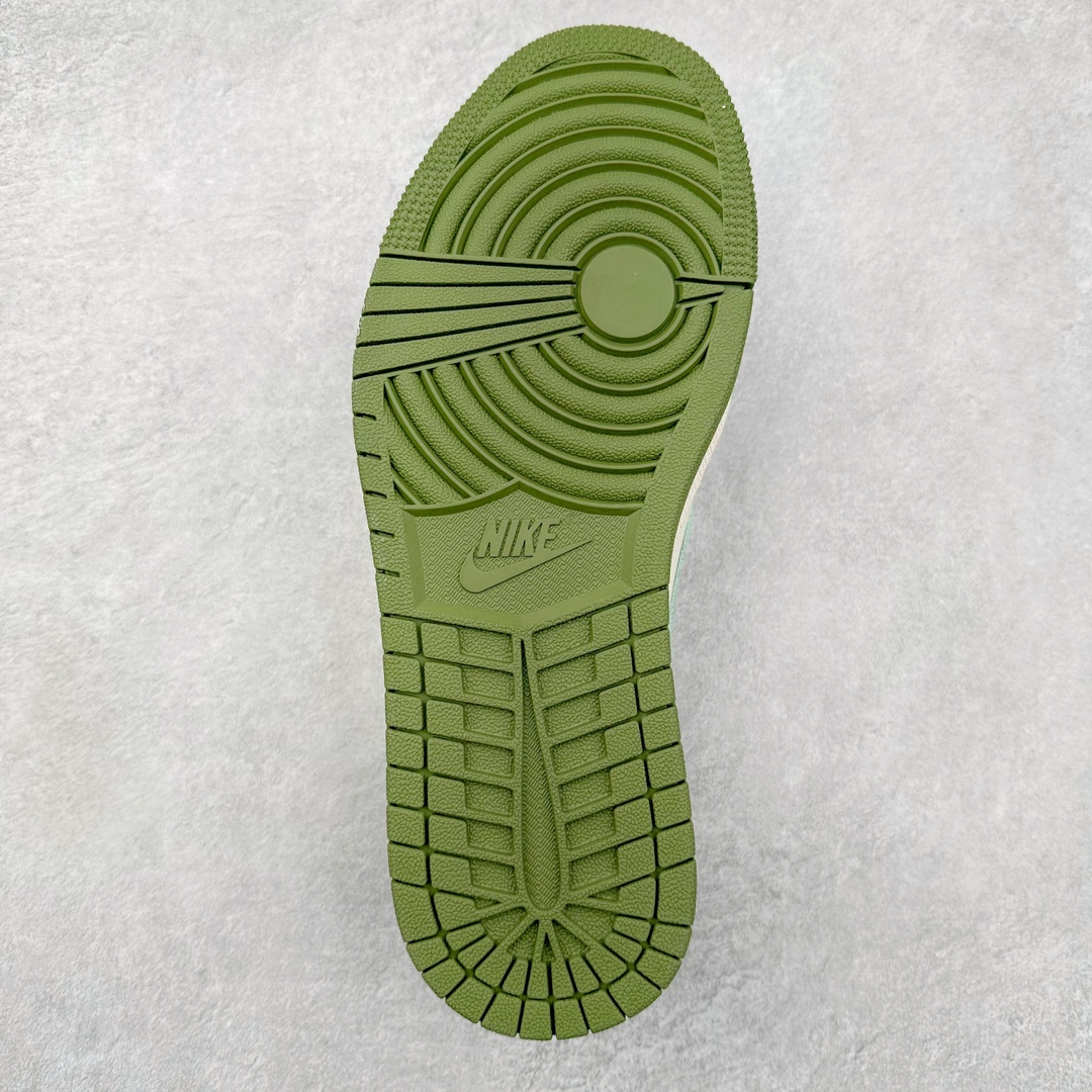 图片[9]-Air Jordan AJ1 Low 低帮系列定制配色 JJ5288-010 原厂内置气垫魔块 A模大底 头层小牛皮 鞋舌AJ原厂专用牛津布+AJ专用反口珍珠布+原厂无杂质高弹内里海棉+特殊封边弹力鞋带 尺码：36 36.5 37.5 38 38.5 39 40 40.5 41 42 42.5 43 44 44.5 45 46-选品中心