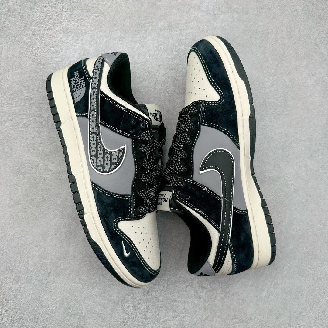 图片[3]-NK Dunk Low 定制配色 XS1086-005 大厂出品 极力推荐 原装头层材料 独家版型蒸餾加工帶來的是更好的视觉和脚感体验大厂纯原品质出货 清洁度 电绣工艺 皮料切割干净无任何毛边 细节完美 尺码：36 36.5 37.5 38 38.5 39 40 40.5 41 42 42.5 43 44 44.5 45 46 47.5-选品中心