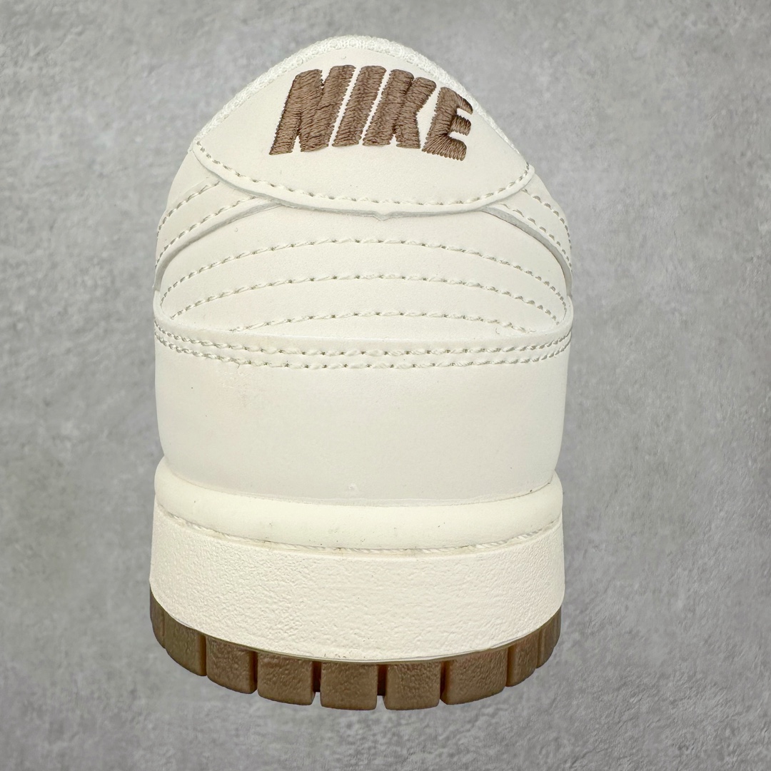 图片[8]-NK Dunk Low 定制配色 BB8675-113 大厂出品 极力推荐 原装头层材料 独家版型蒸餾加工帶來的是更好的视觉和脚感体验大厂纯原品质出货 清洁度 电绣工艺 皮料切割干净无任何毛边 细节完美 尺码：36 36.5 37.5 38 38.5 39 40 40.5 41 42 42.5 43 44 44.5 45 46 47.5-选品中心